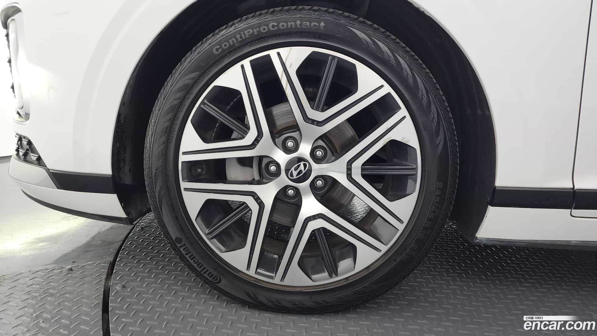 Grandeur Hyundai 2023.1-OUTER-005