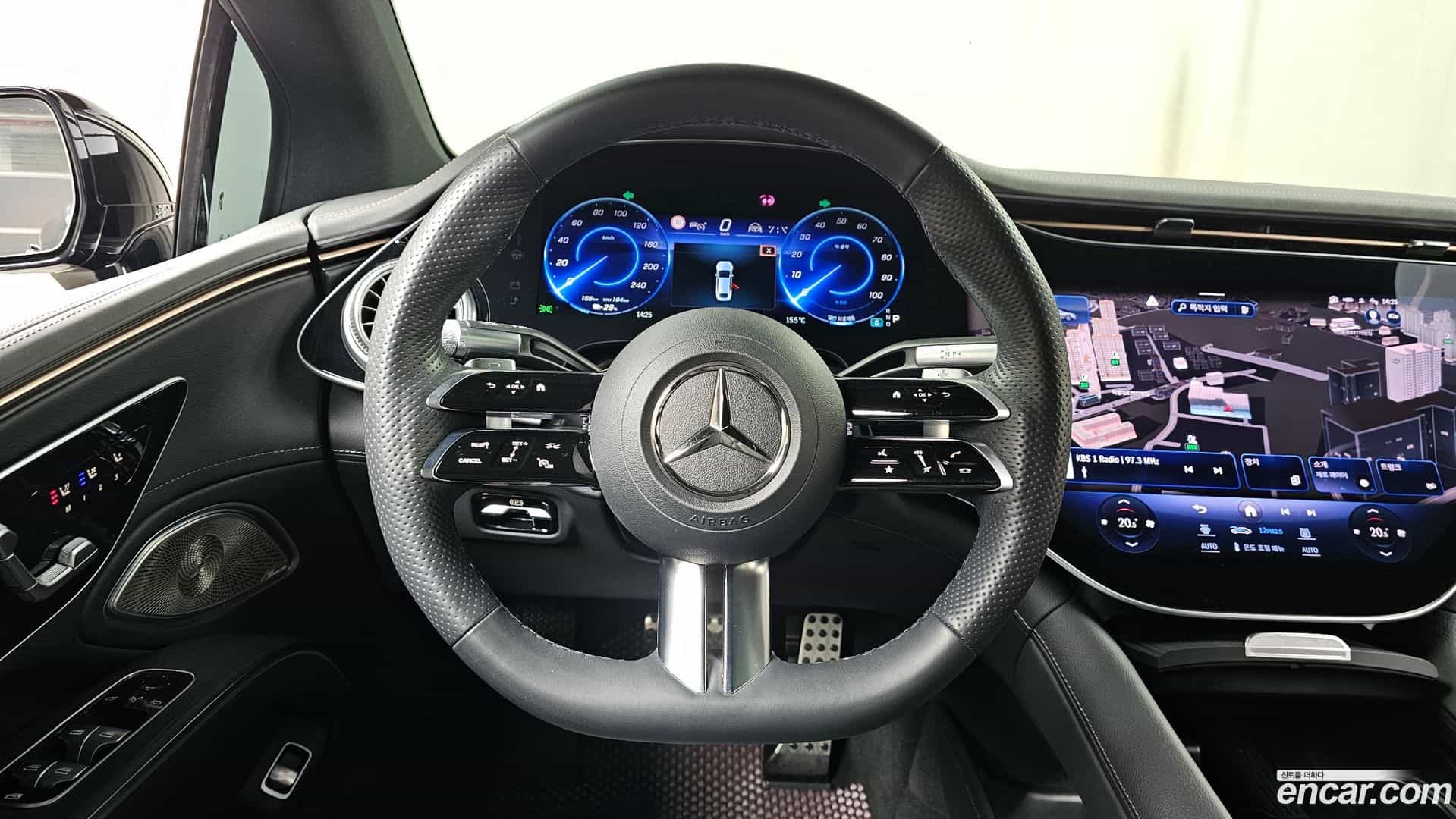 EQS Mercedes-Benz 2022.11-OPTION-043