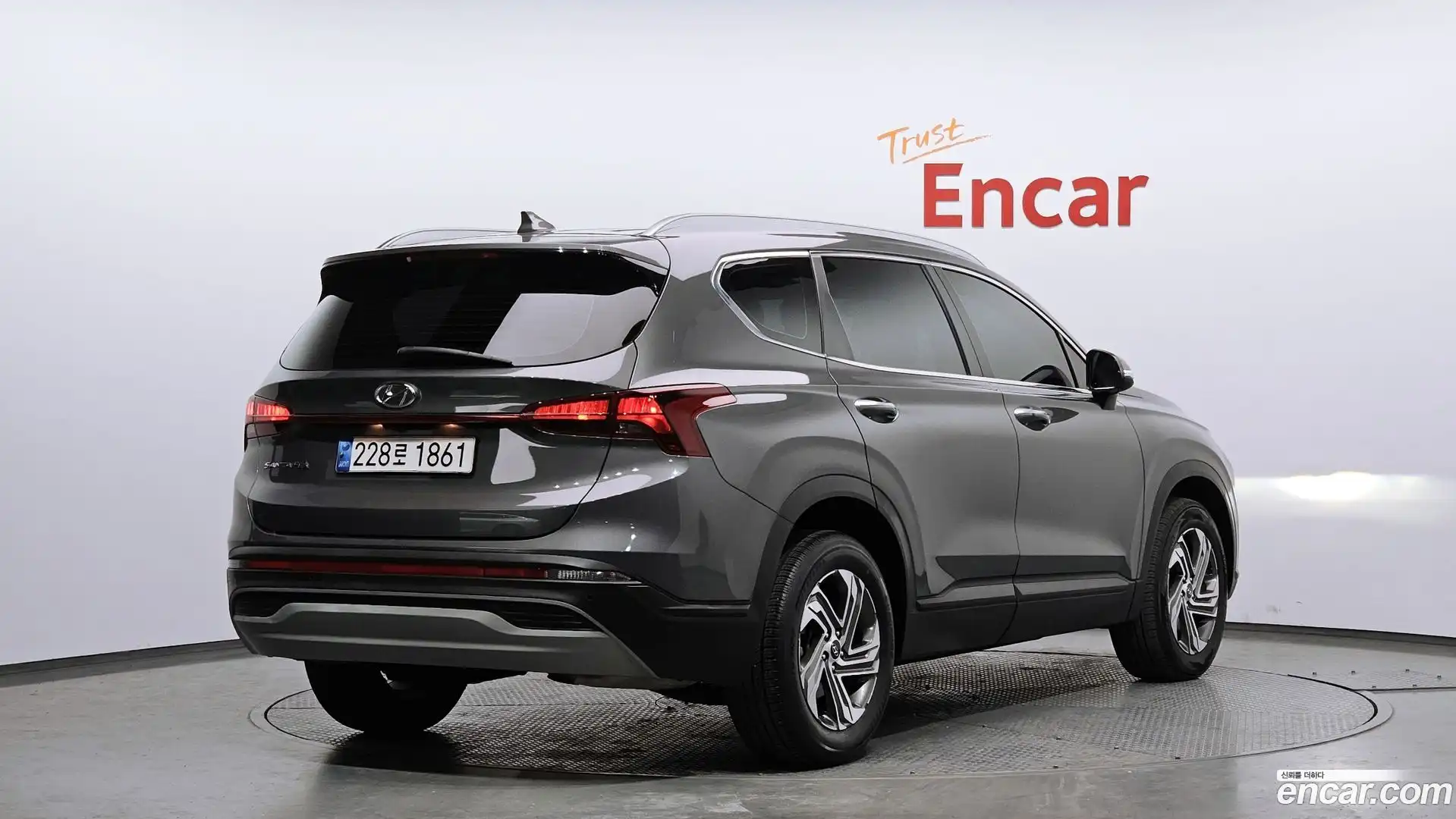 Santafe Hyundai 2021.1-OUTER-002