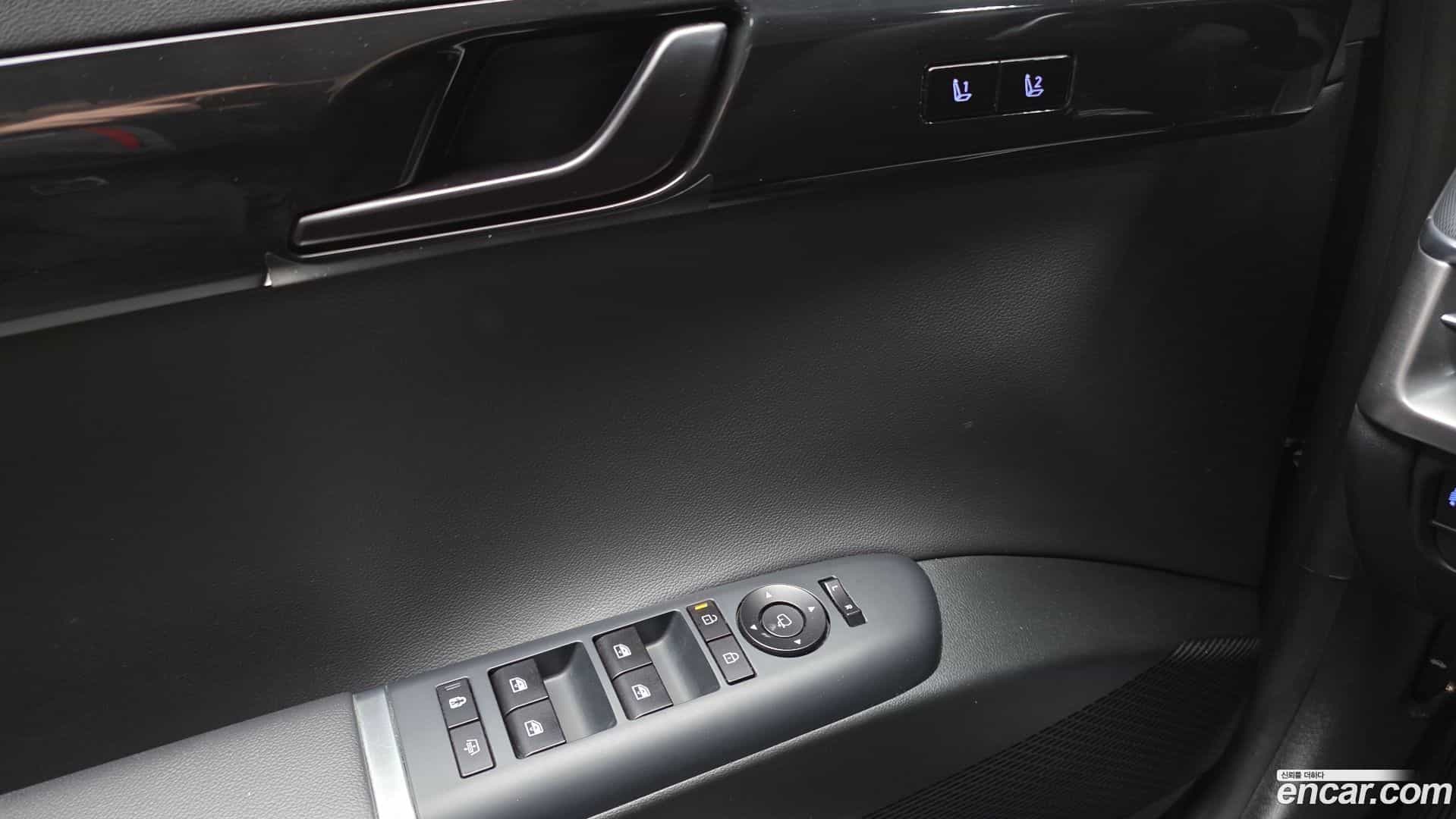 Grandeur Hyundai 2023.3-OPTION-022