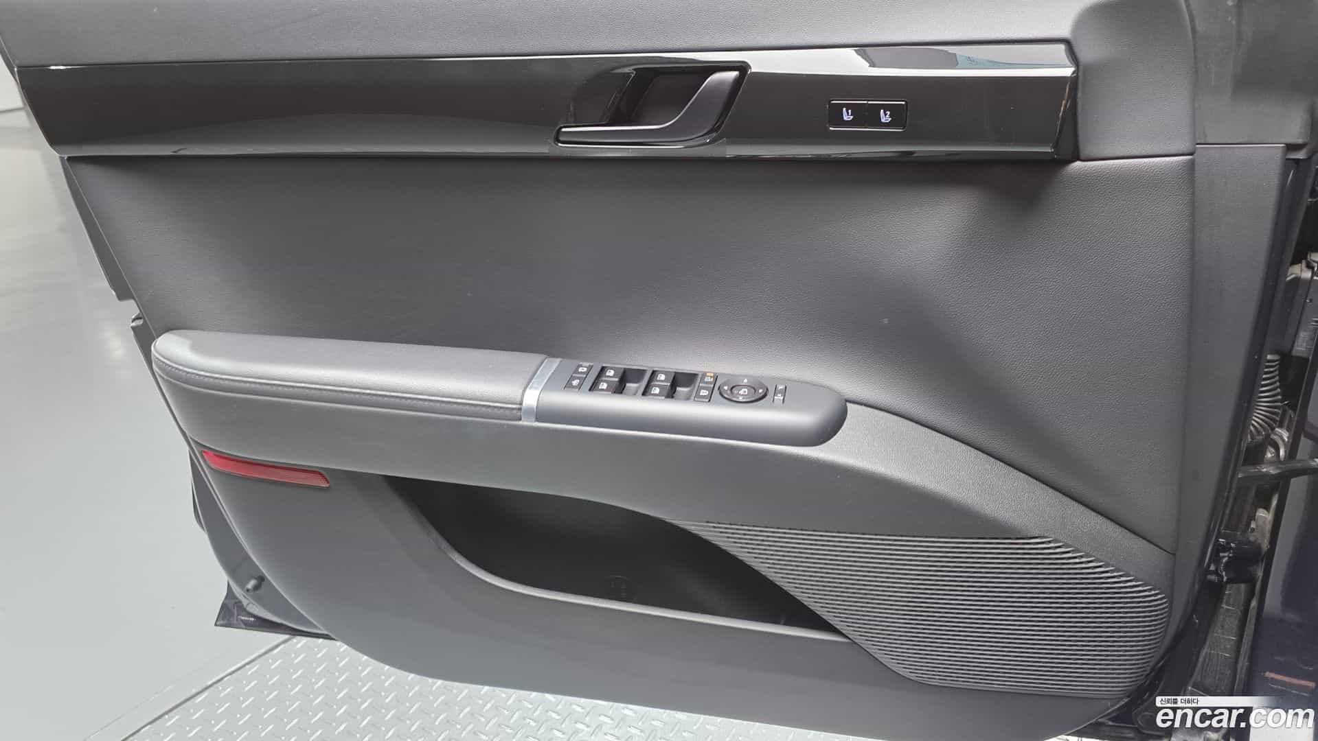 Grandeur Hyundai 2023.3-INNER-034