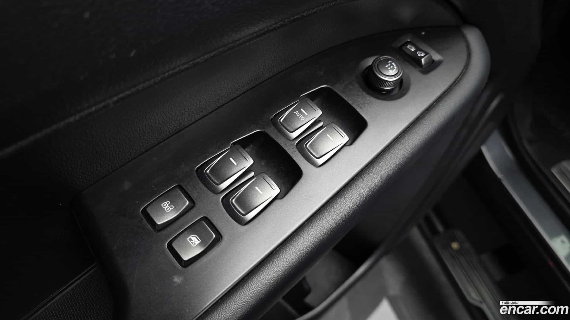 Rexton KG Mobility 2021.1-OPTION-040