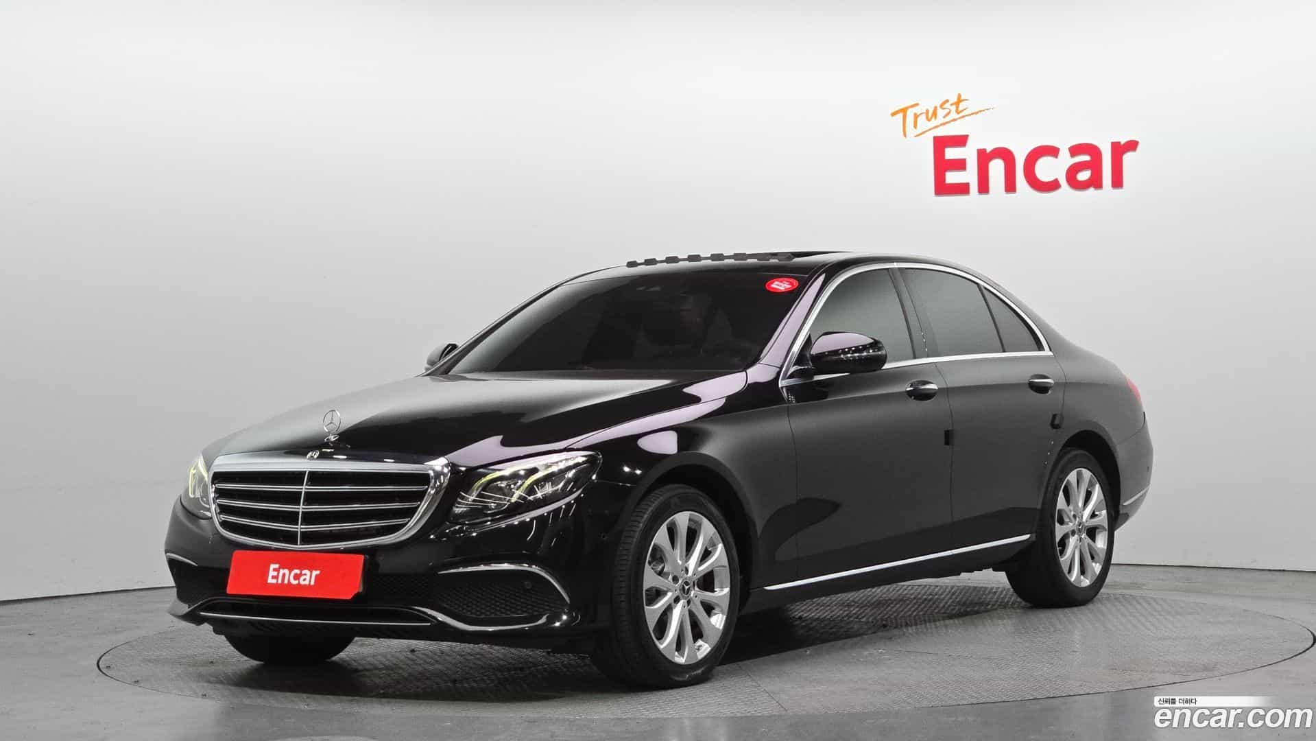 E-Class Mercedes-Benz 2019.10-OUTER-001