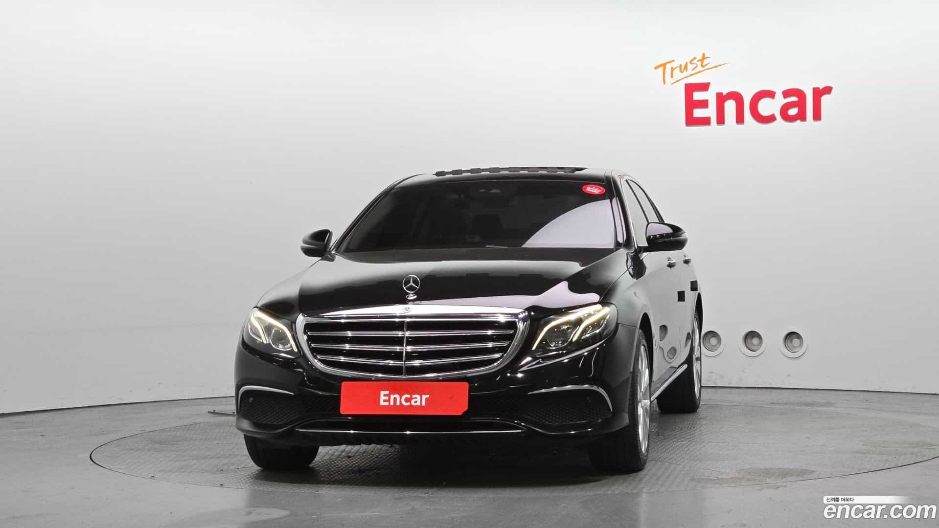 E-Class Mercedes-Benz 2019.10-OUTER-003