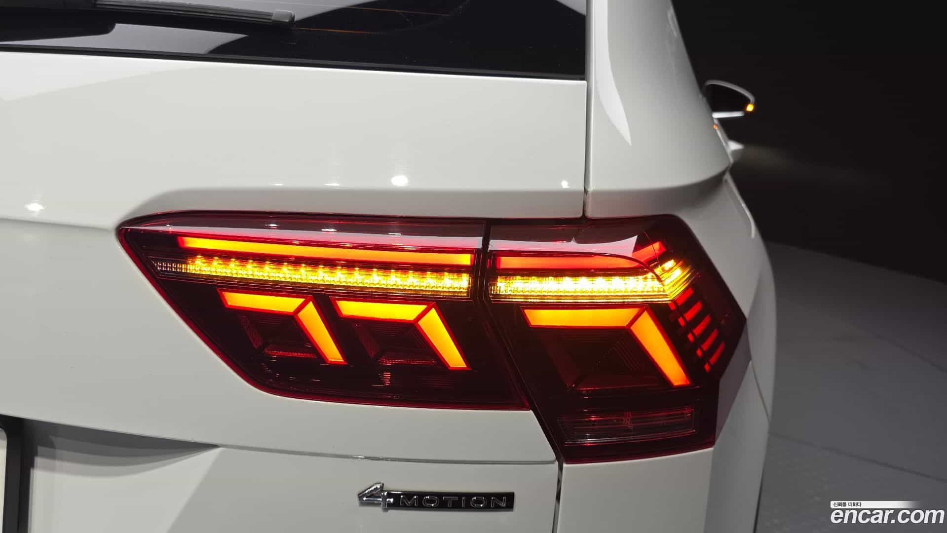 Tiguan Volkswagen 2021.8-OUTER-033