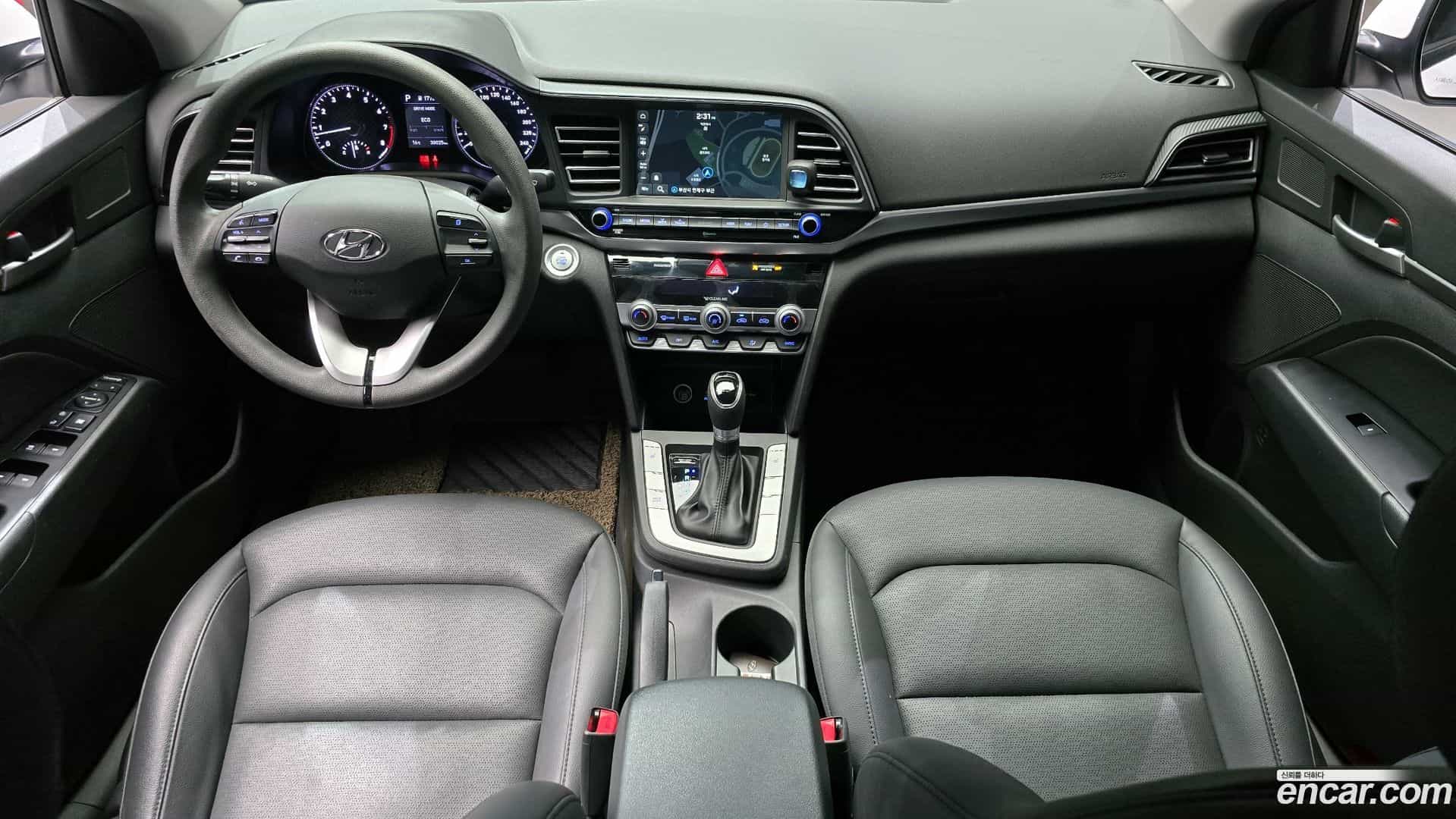 AVANTE Hyundai 2019.7-INNER-007