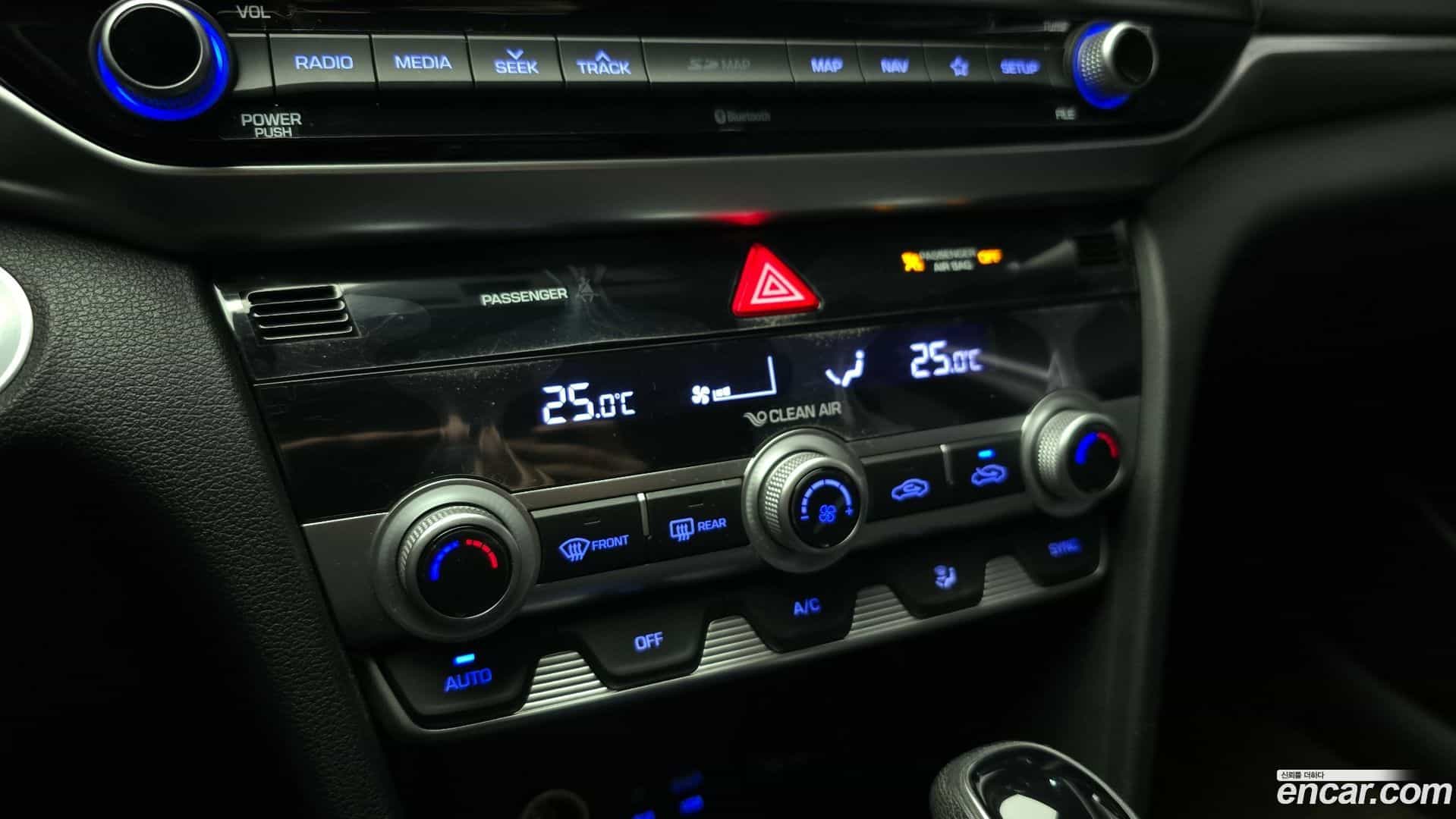 AVANTE Hyundai 2019.7-OPTION-020