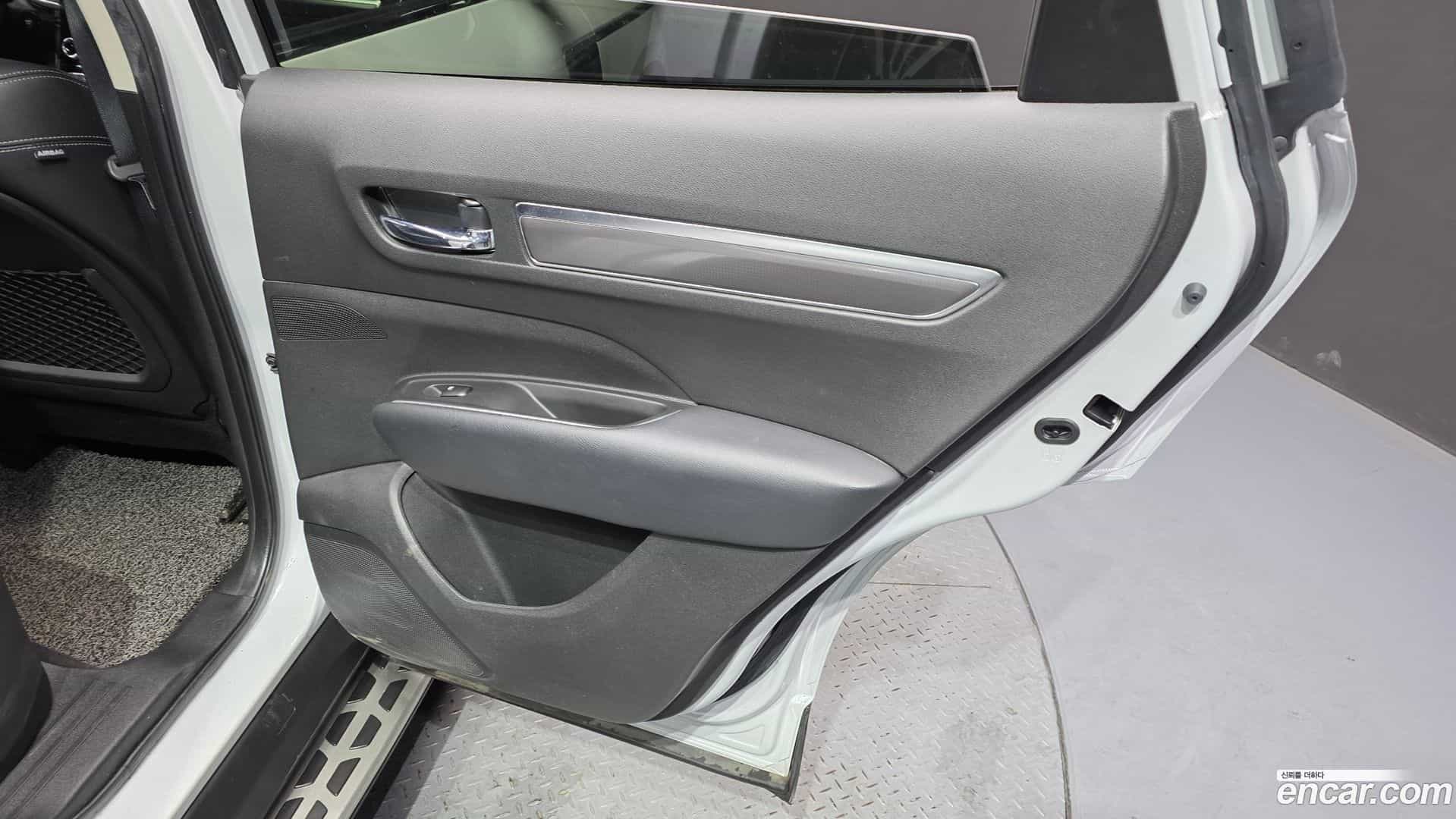 QM6 Renault Korea 2019.6-INNER-035