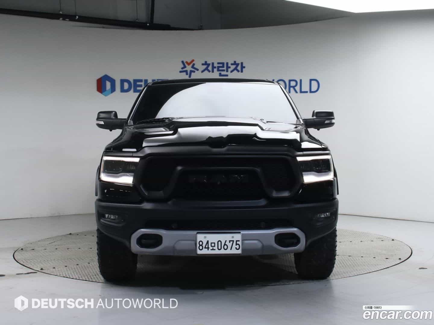 Ram Pick Up Dodge 2019.7-OUTER-003