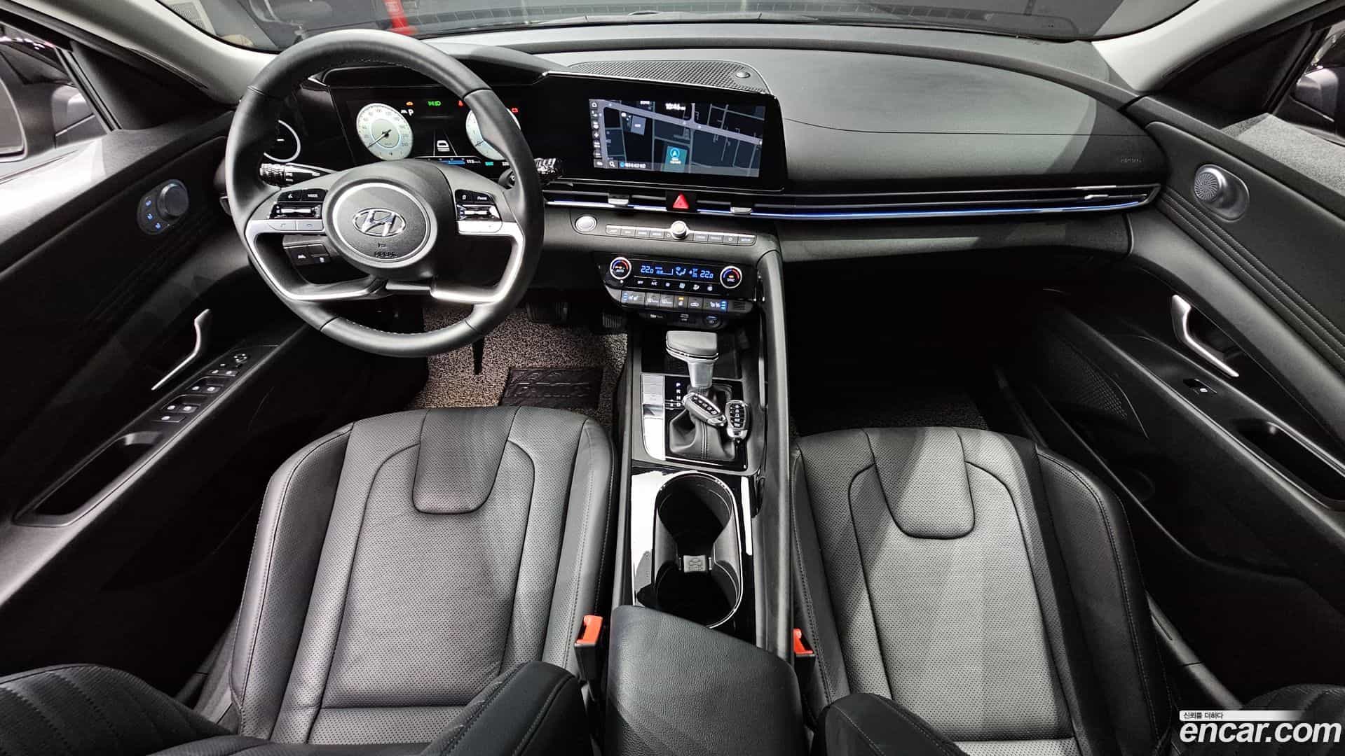 AVANTE Hyundai 2020.4-INNER-007