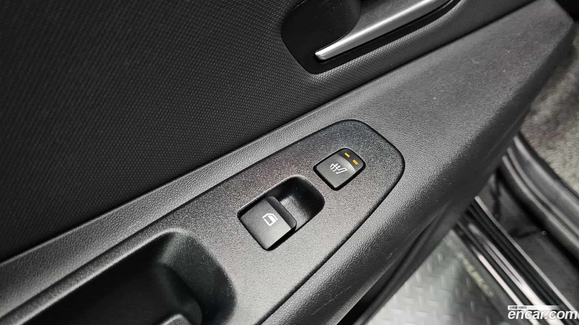 AVANTE Hyundai 2020.4-OPTION-023