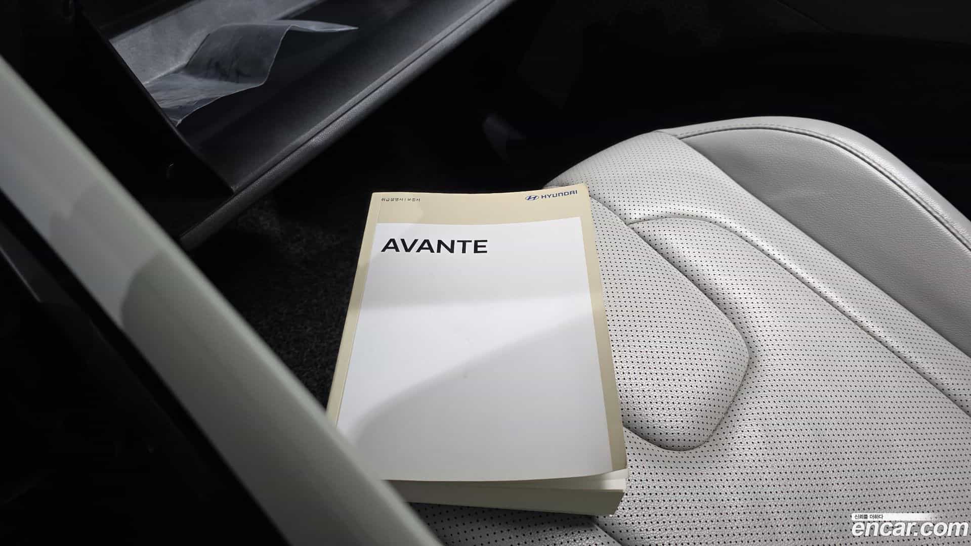 AVANTE Hyundai 2020.4-OPTION-041