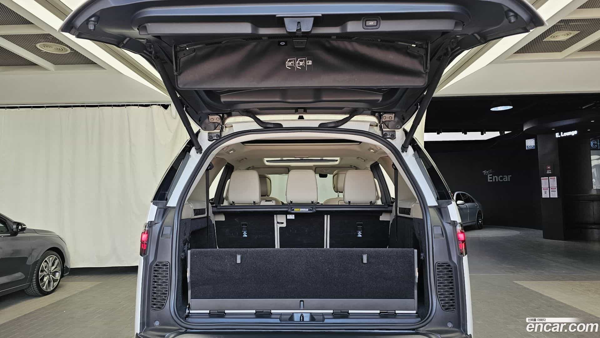 Discovery Land Rover 2021.8-OPTION-024