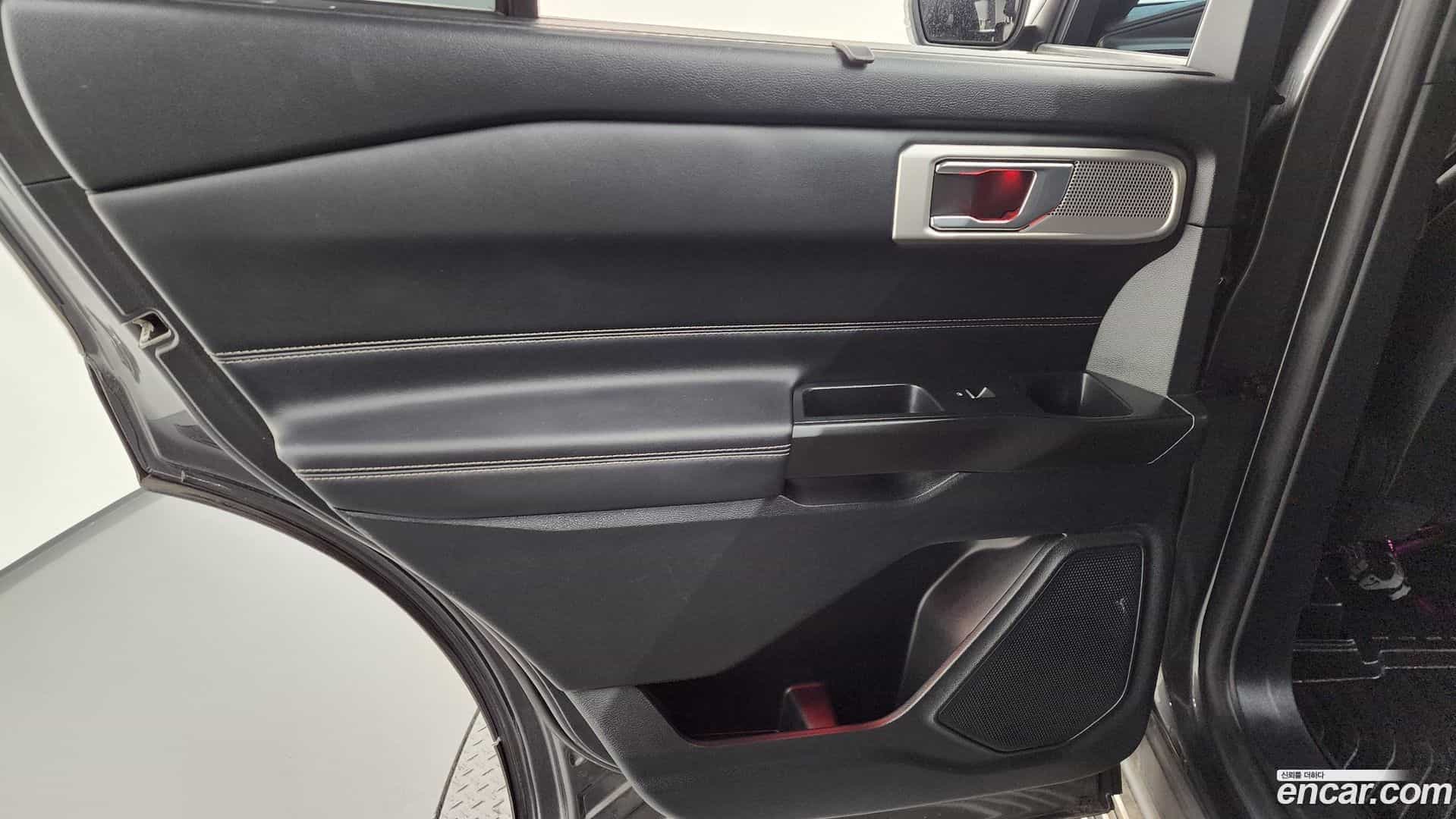 Explorer Ford 2020.3-INNER-035