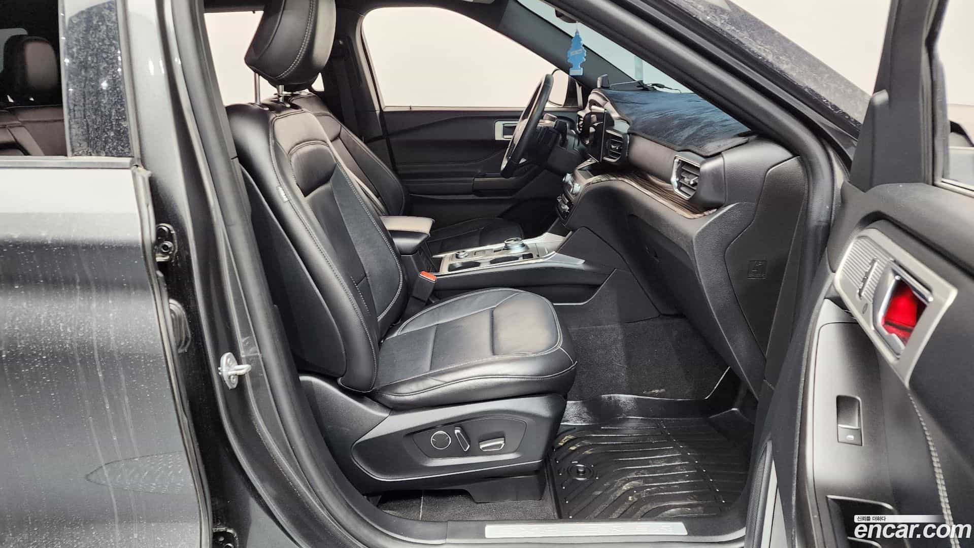 Explorer Ford 2020.3-INNER-036