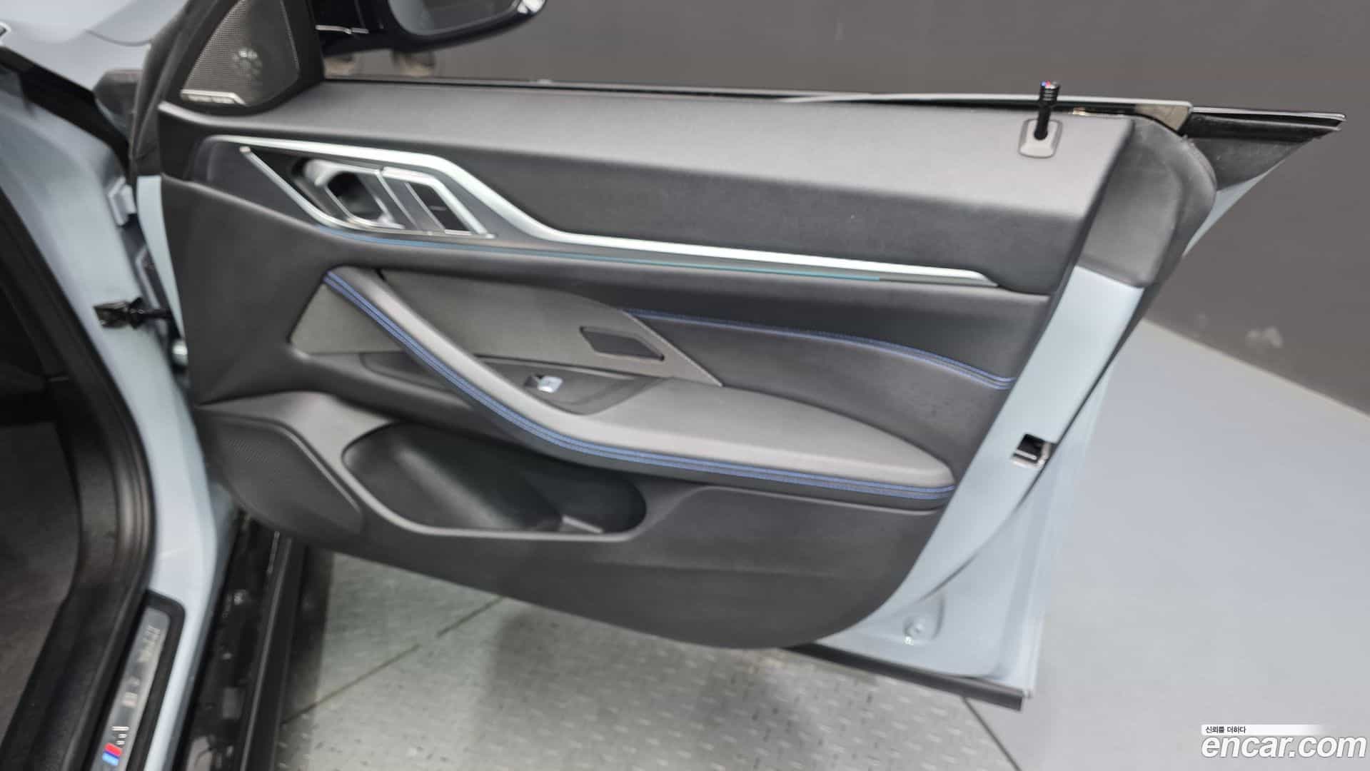 i4 BMW 2022.6-INNER-034