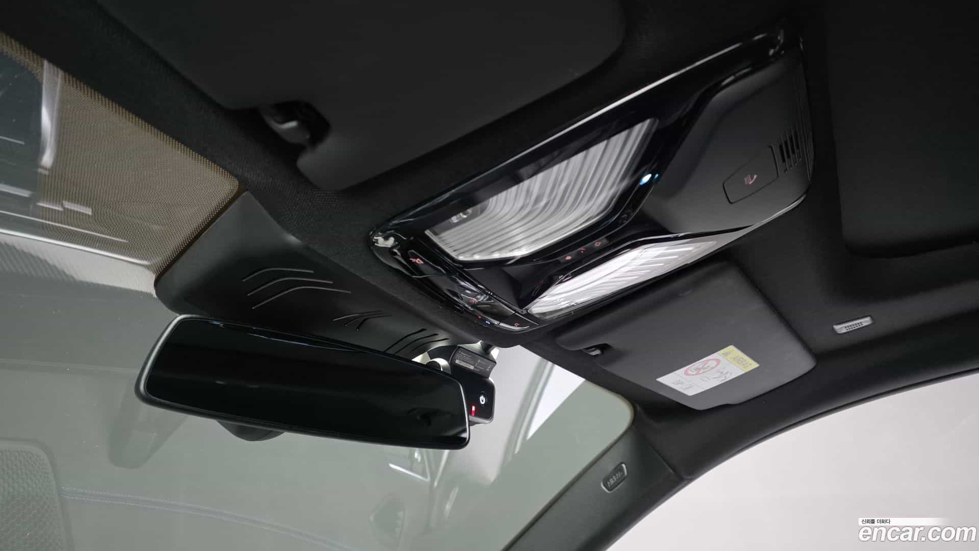 i4 BMW 2022.6-INNER-036