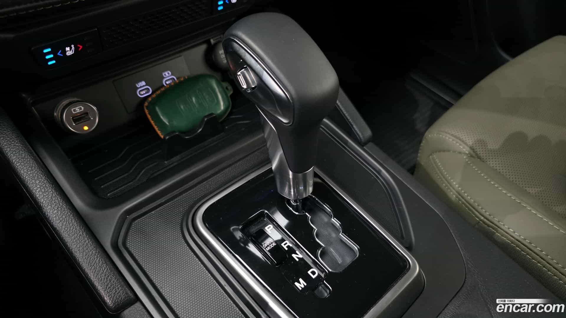 Rexton KG Mobility 2024.2-INNER-009