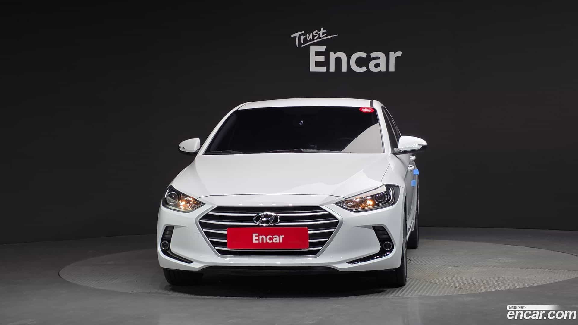 AVANTE Hyundai 2017.0-OUTER-003