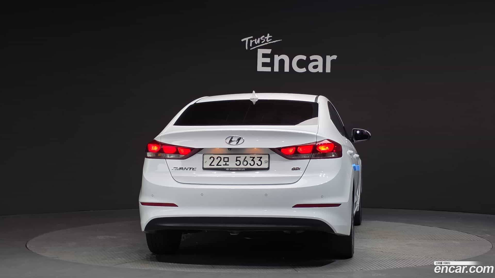 AVANTE Hyundai 2017.0-OUTER-004