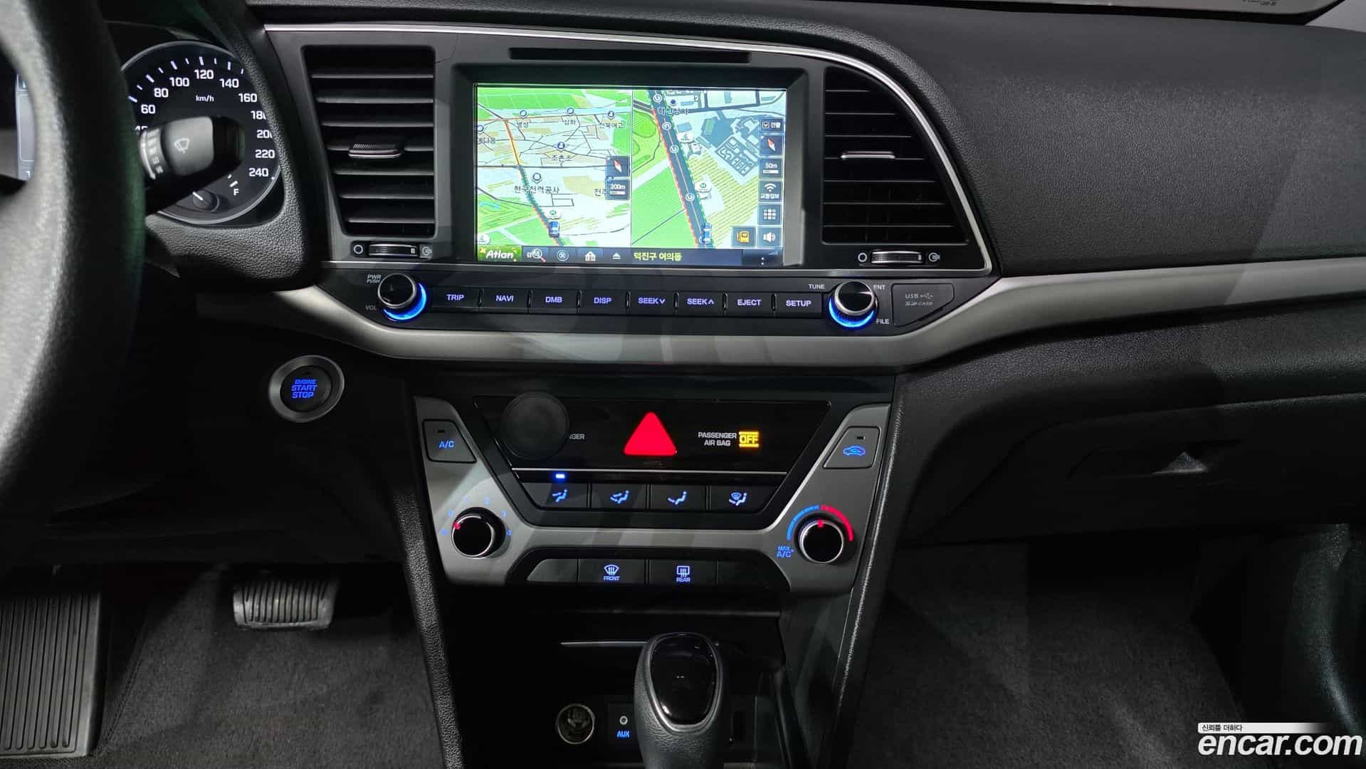 AVANTE Hyundai 2017.0-OPTION-019