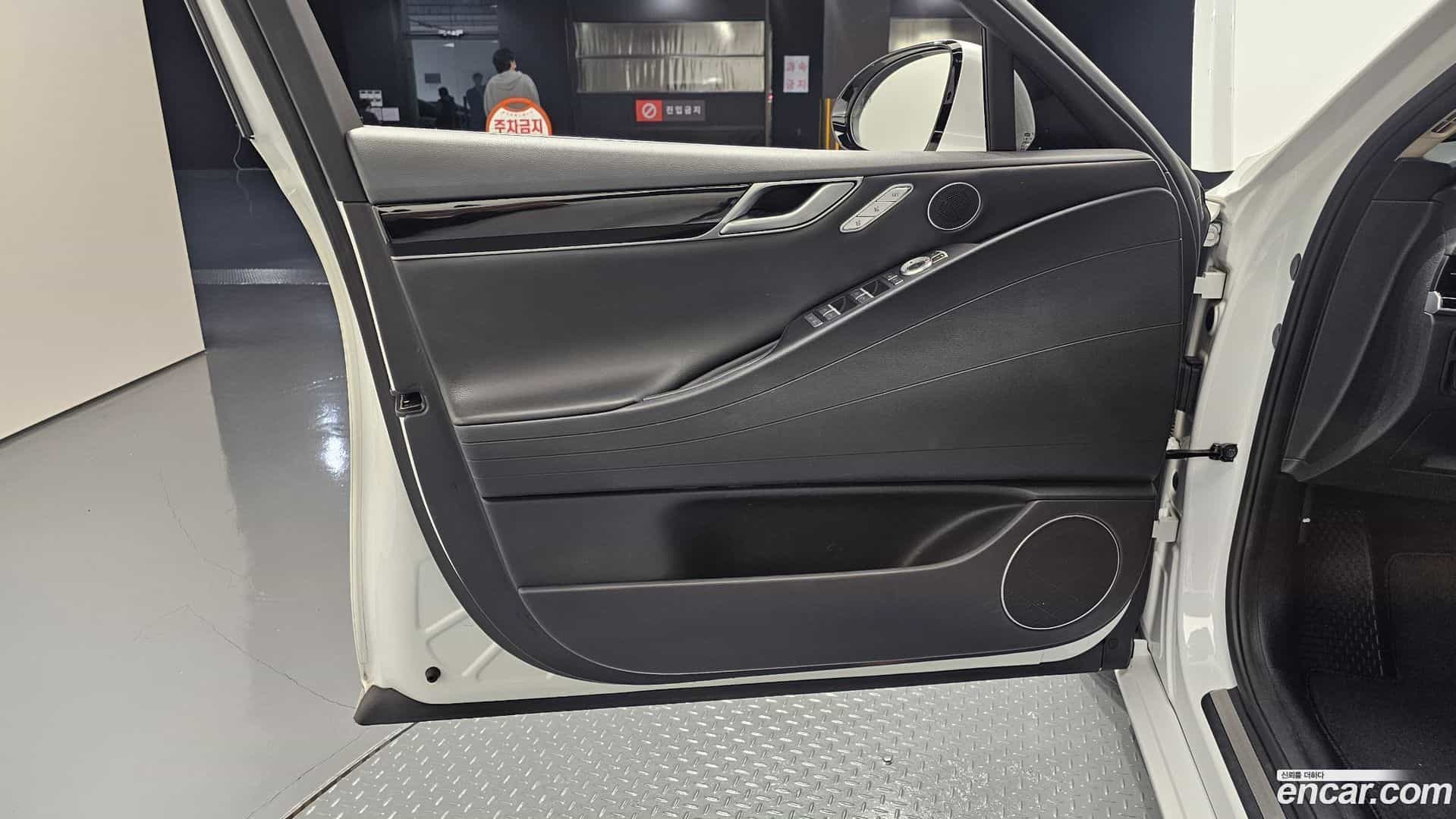 G80 Genesis 2020.9-INNER-034