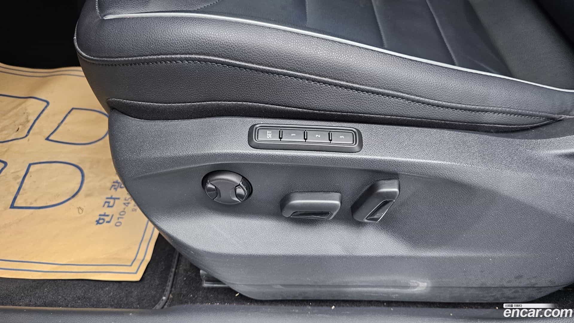 Tiguan Volkswagen 2021.11-OPTION-043
