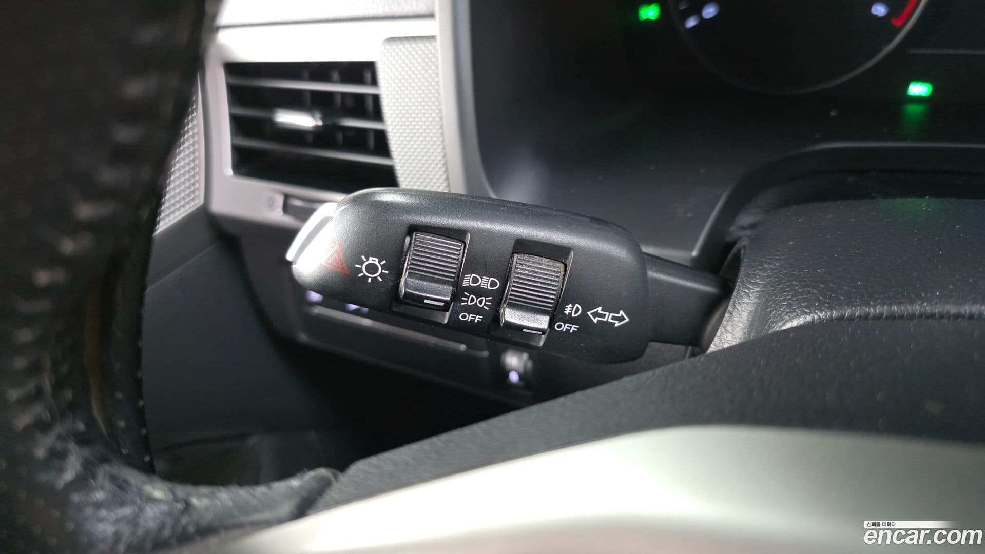 Main__Slider__Photo:Rexton KG Mobility 2018.1-27