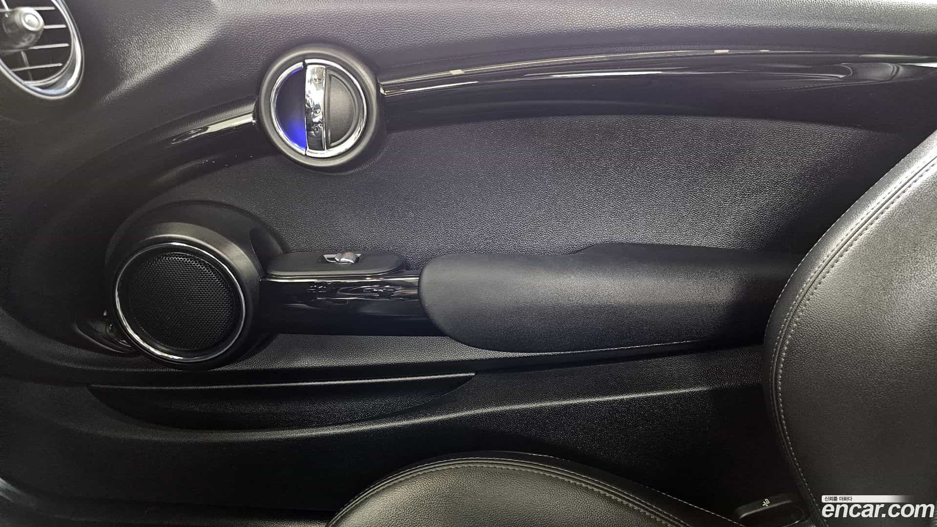 Cooper Mini 2020.8-INNER-035