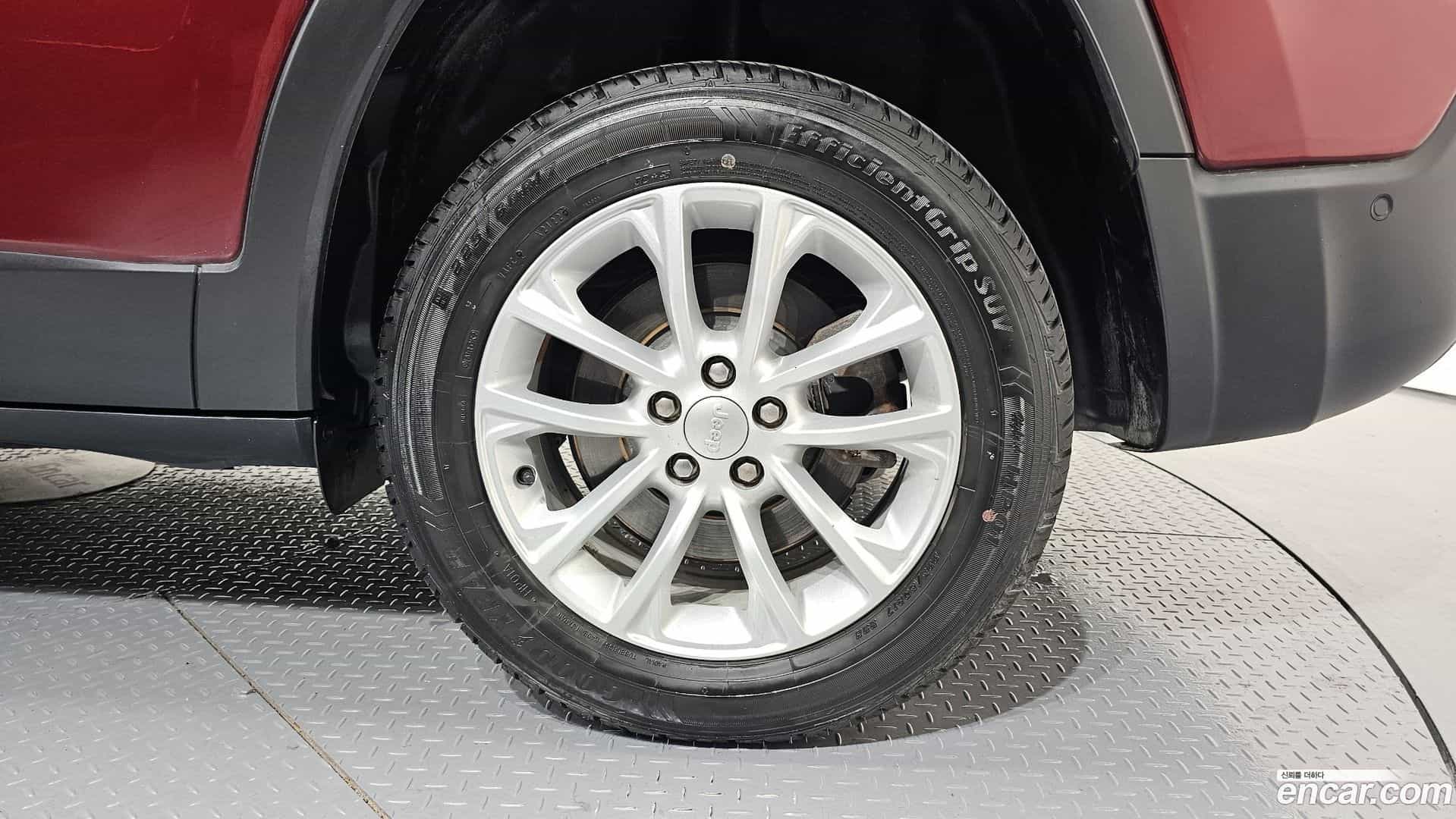 Cherokee Jeep 2019.8-OUTER-031
