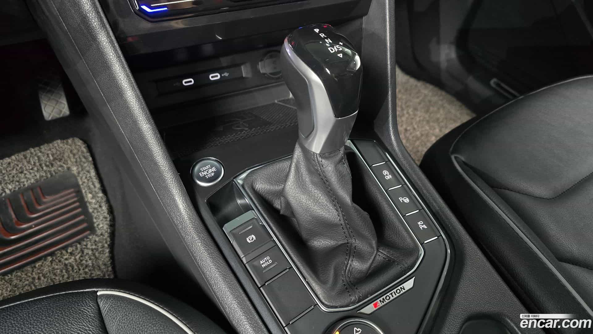 Tiguan Volkswagen 2021.11-INNER-009