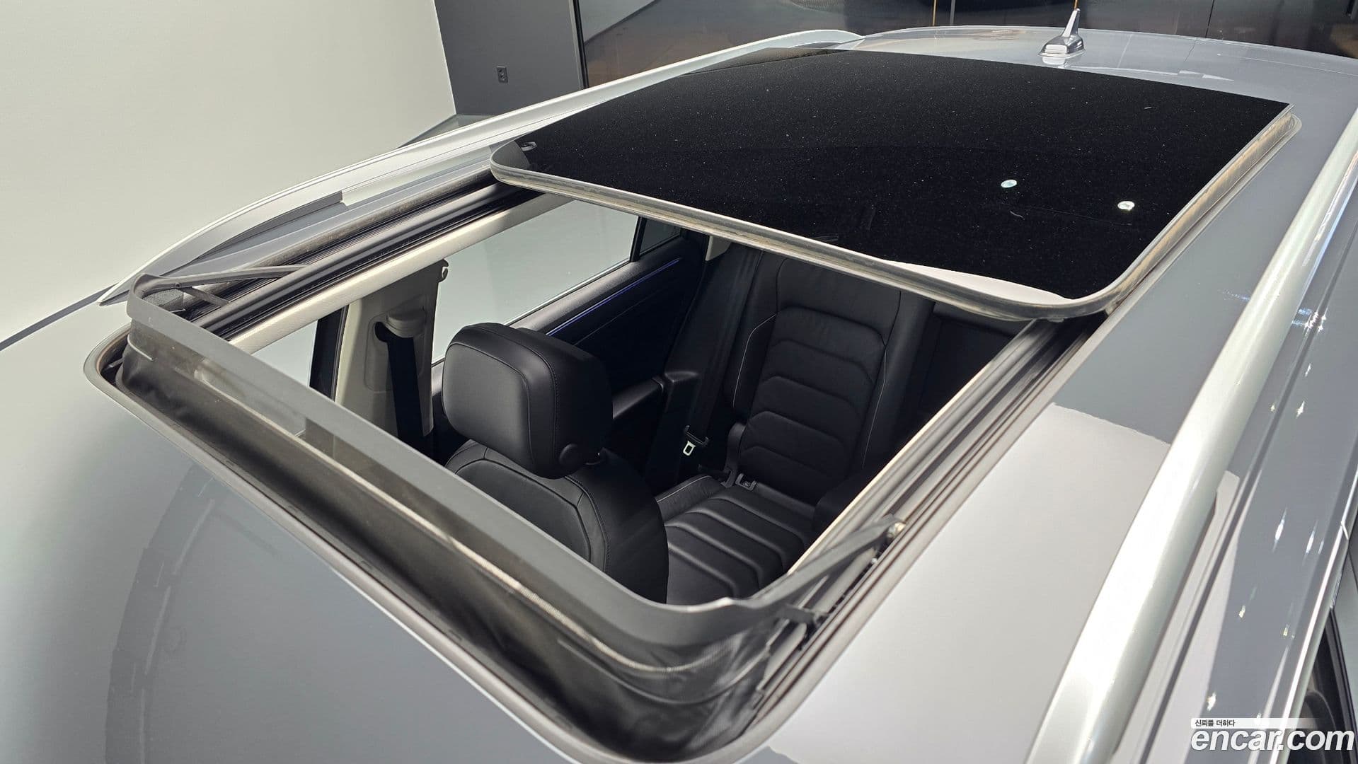 Main__Slider__Photo:Tiguan Volkswagen 2021.11-16