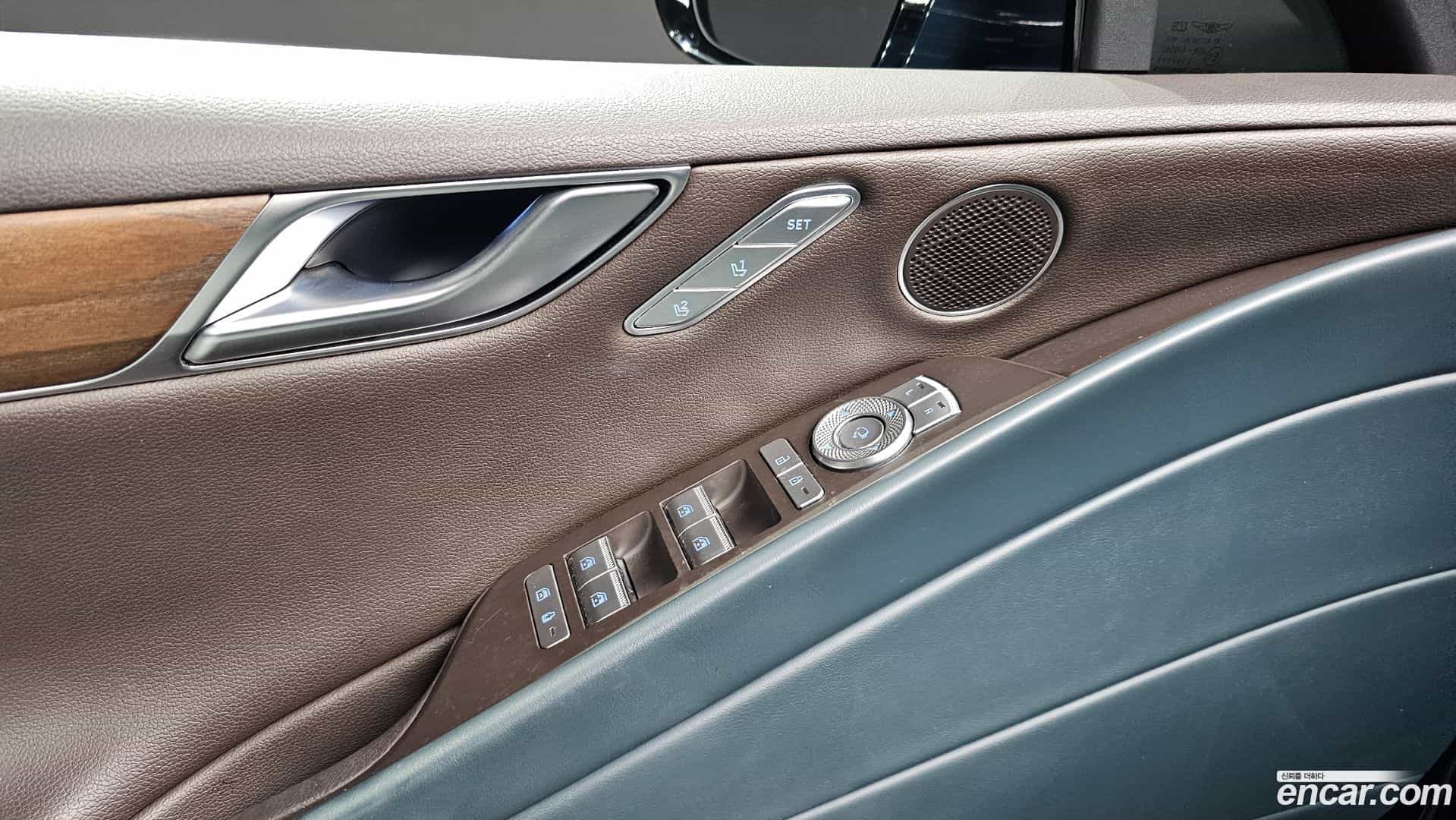 G80 Genesis 2022.2-OPTION-042