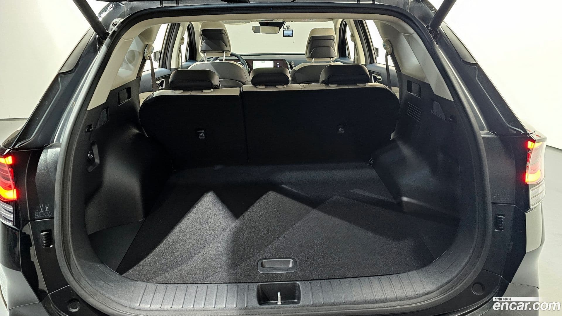 Main__Slider__Photo:Sportage Kia 2023.3-26