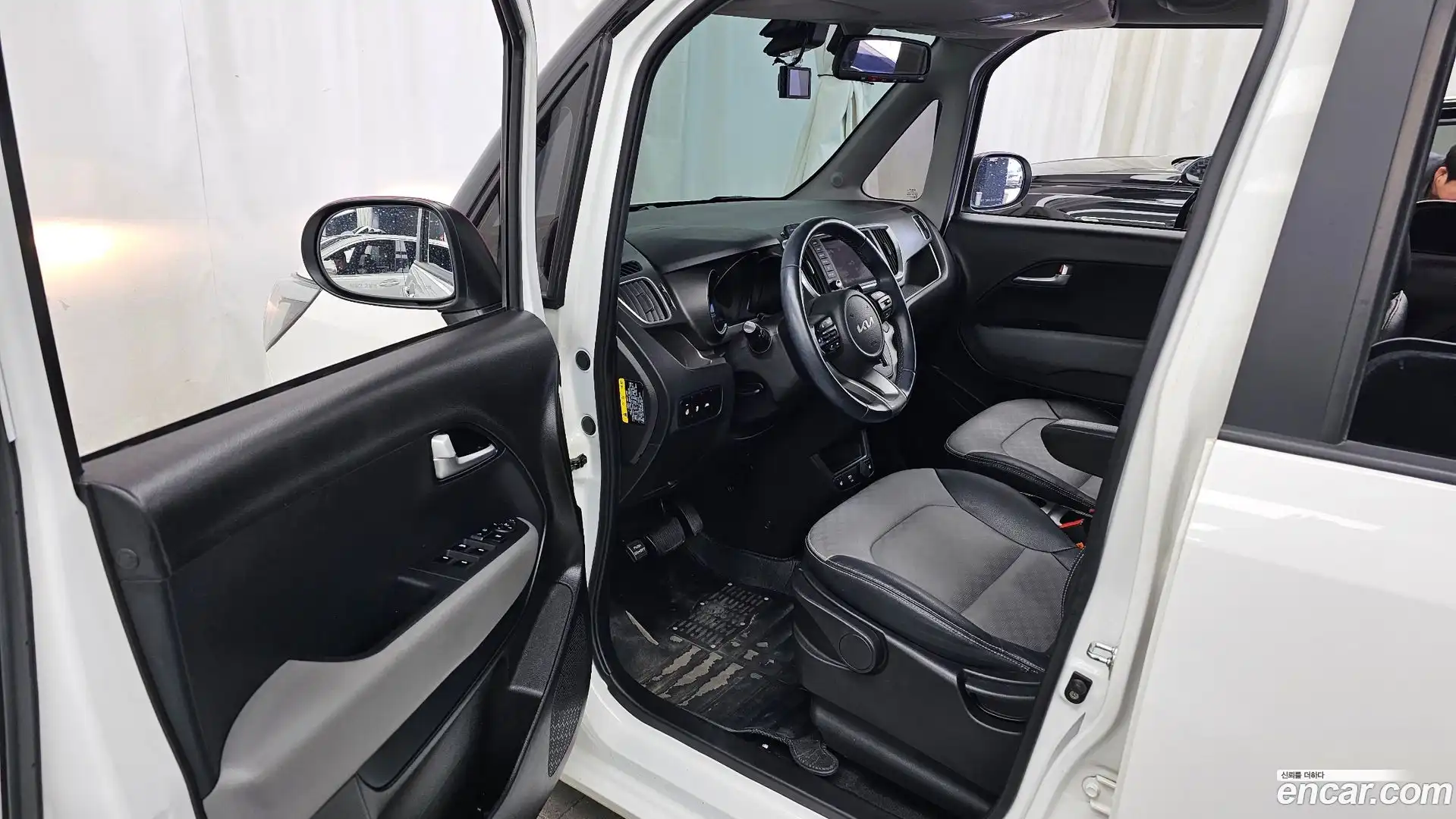 RAY Kia 2022.0-INNER-010