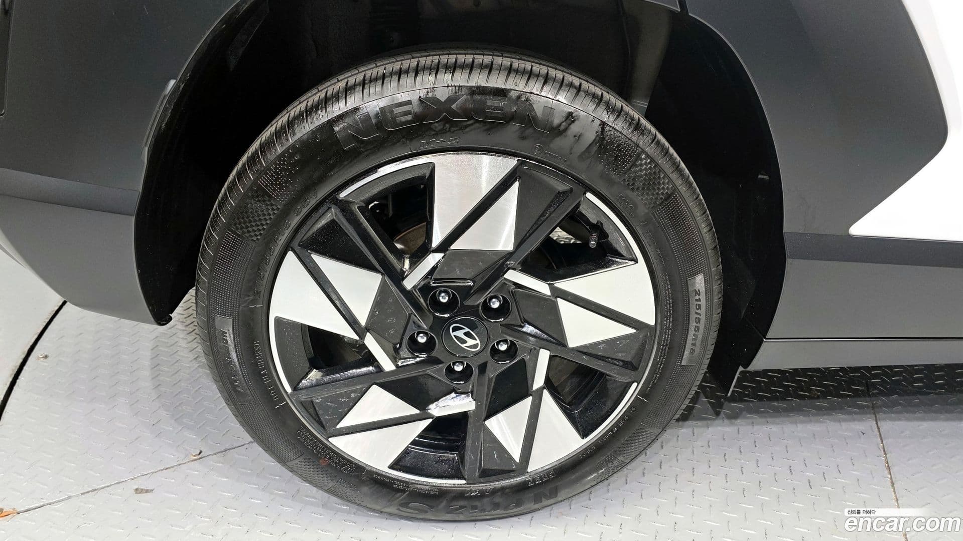 Main__Slider__Photo:Kona Hyundai 2024.8-4