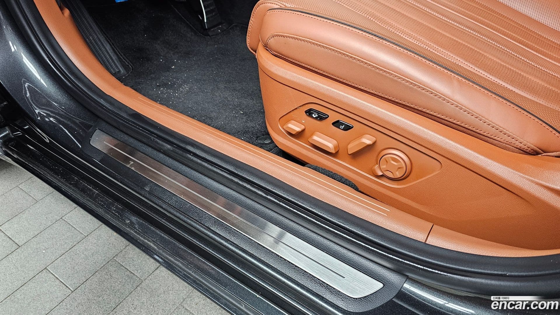 Main__Slider__Photo:K8 Kia 2024.9-28