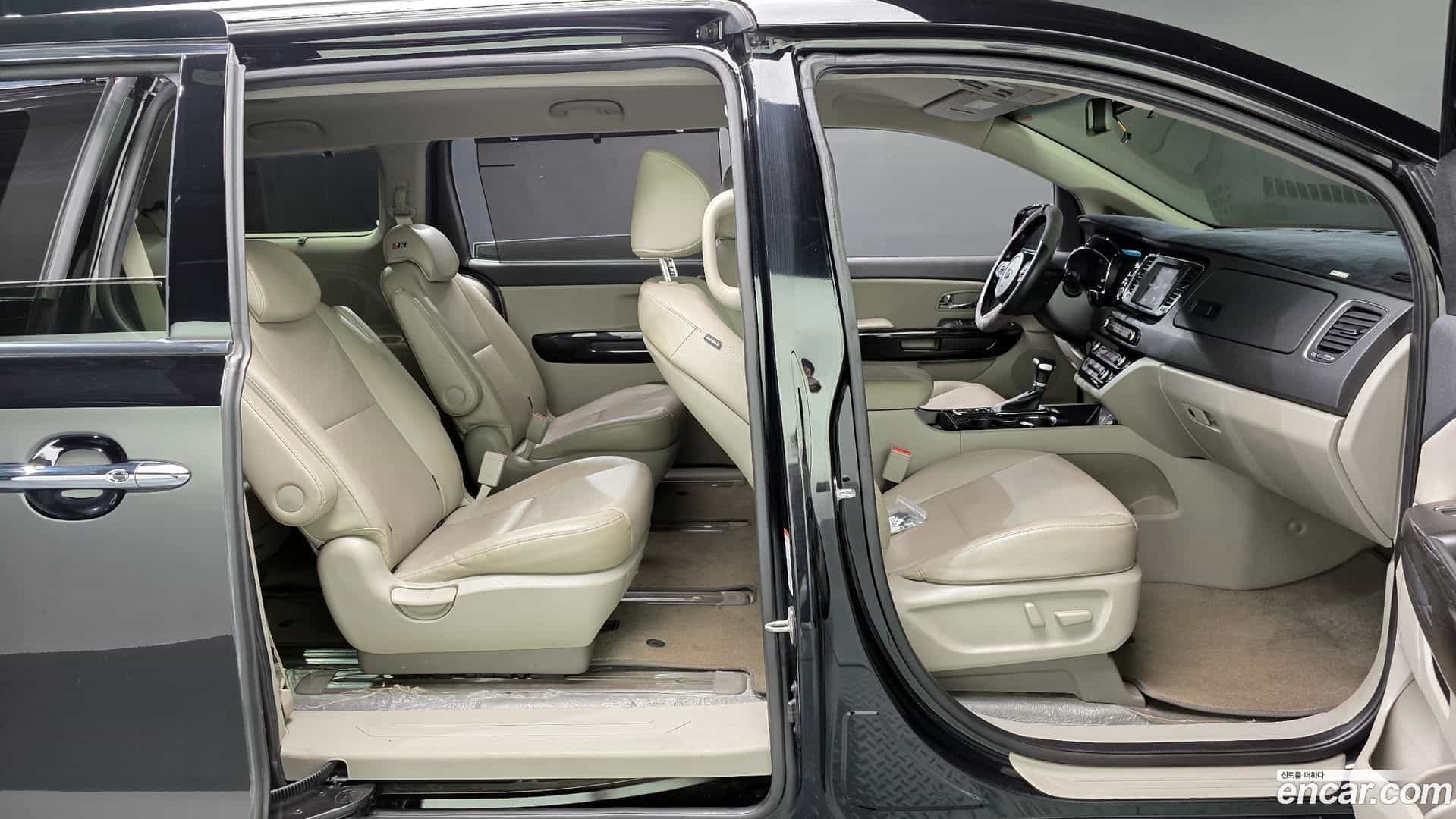 Canival Kia 2019.10-OPTION-015