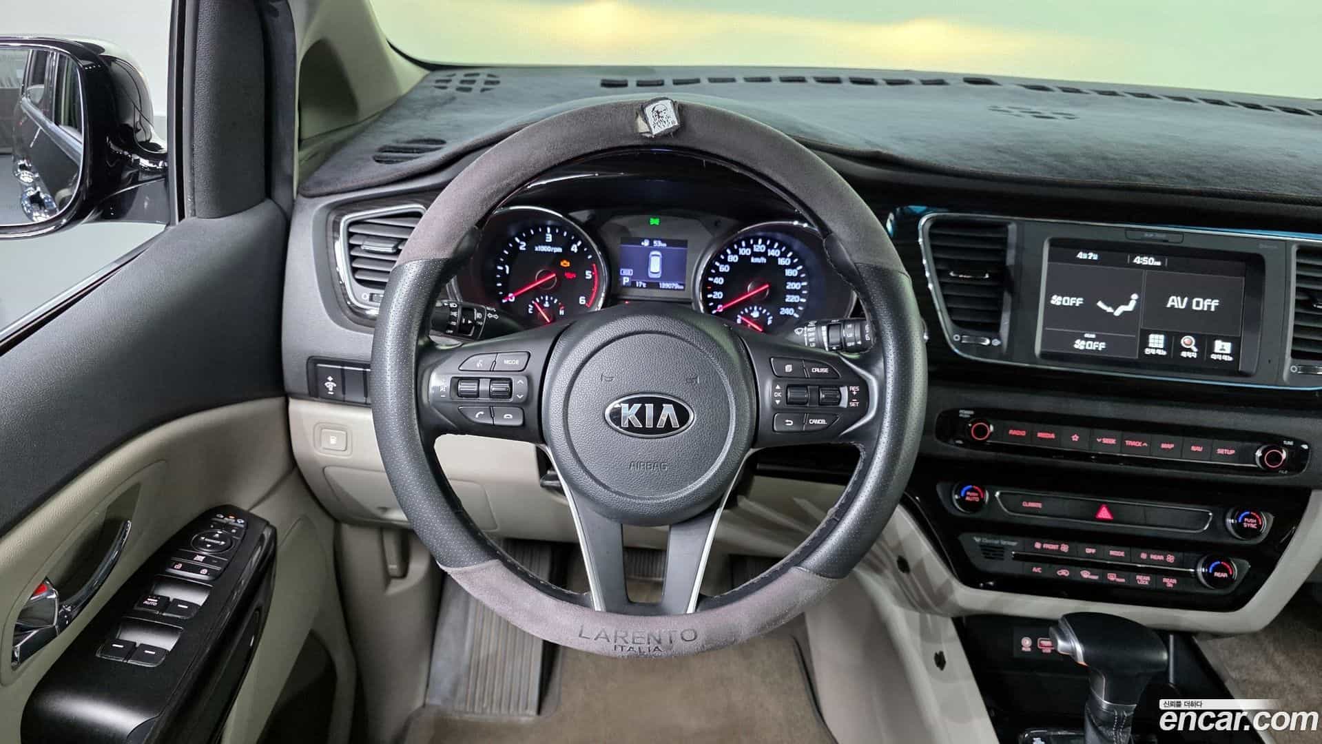 Canival Kia 2019.10-OPTION-017
