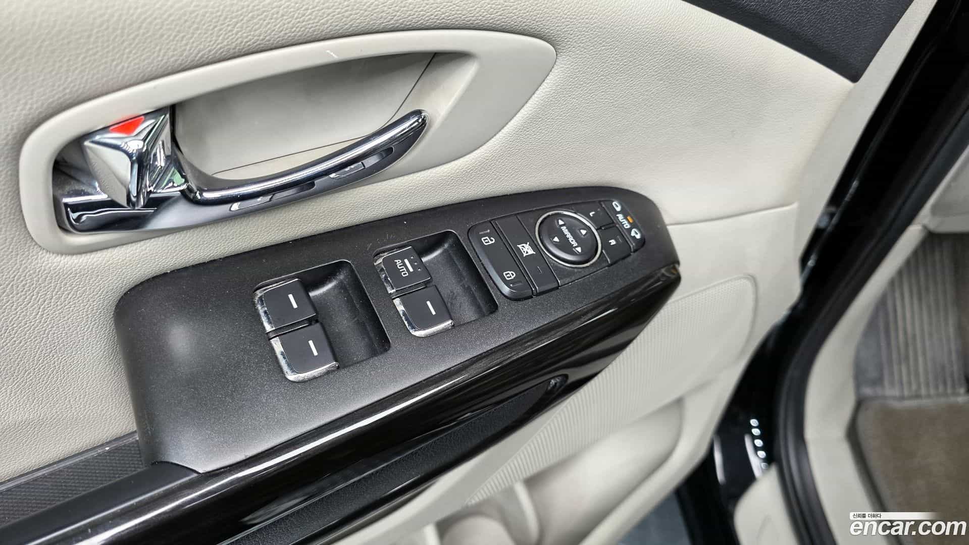 Canival Kia 2019.10-OPTION-021
