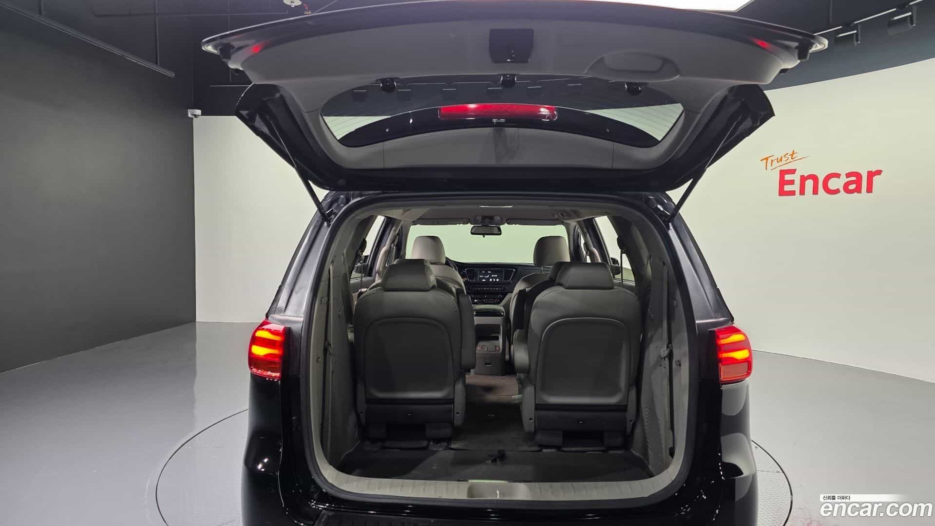 Canival Kia 2019.10-OPTION-024