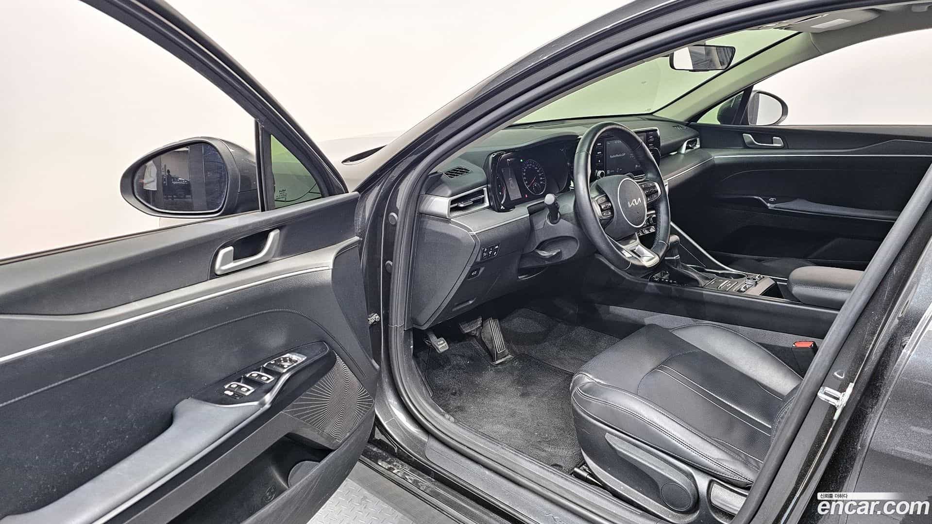 K5 Kia 2022.2-OPTION-040