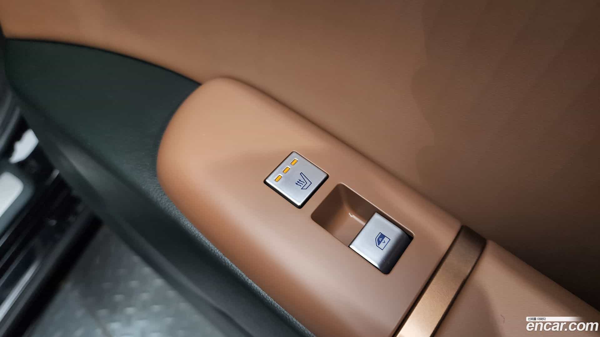 Grandeur Hyundai 2023.11-OPTION-055