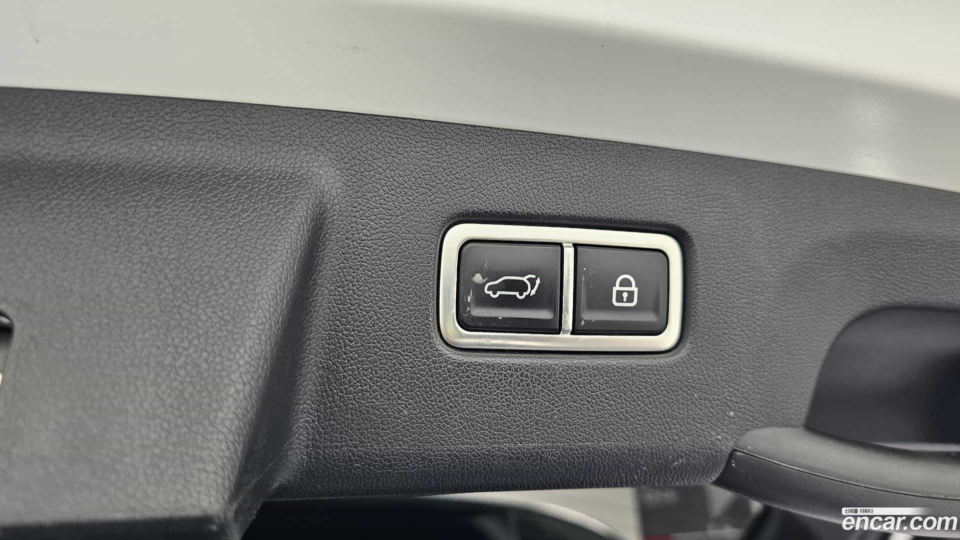 Sorento Kia 2020.4-OPTION-024