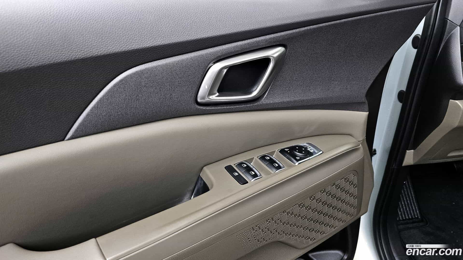 Canival Kia 2025.4-INNER-034