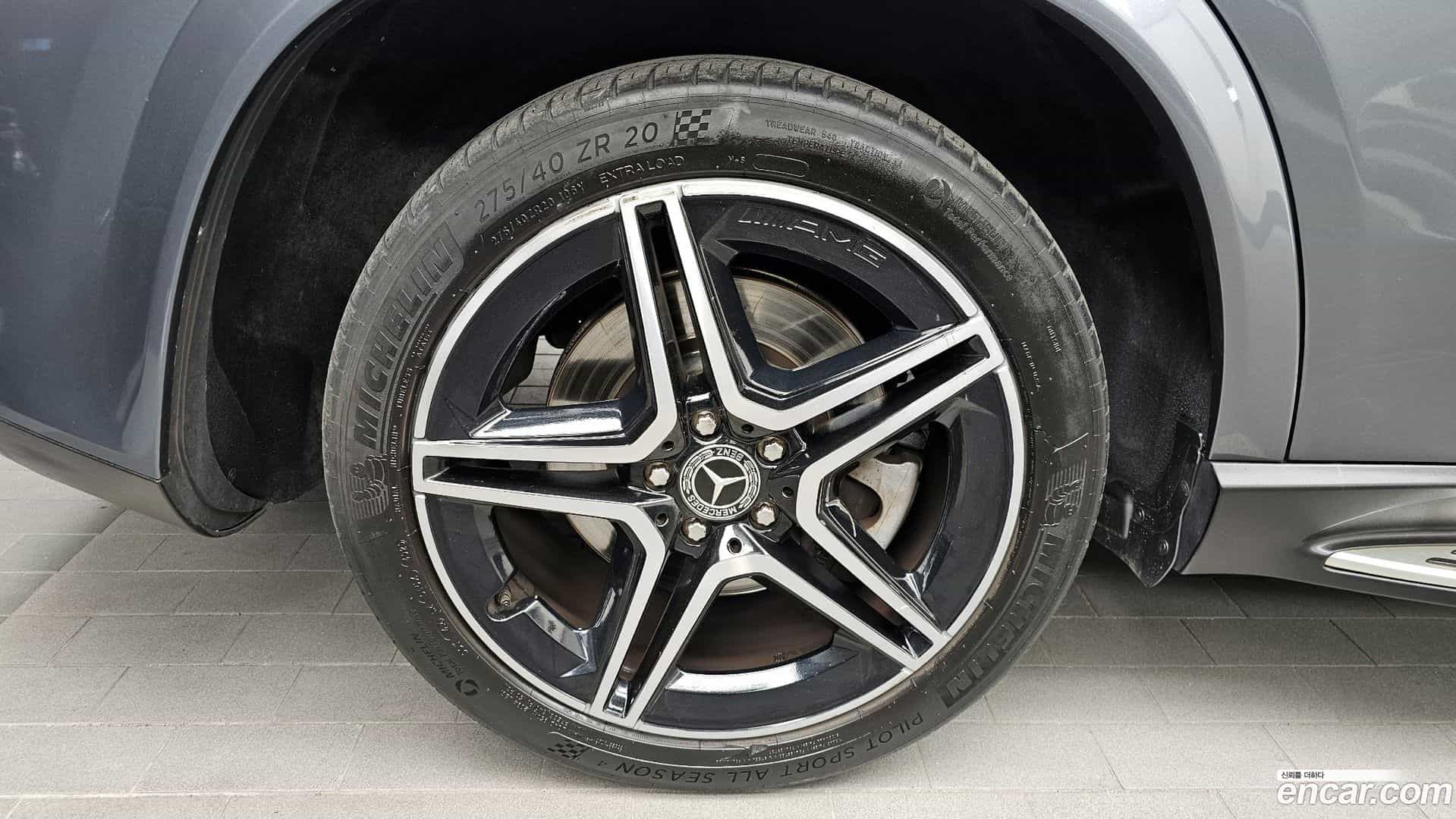GLE-Class Mercedes-Benz 2019.11-OUTER-005