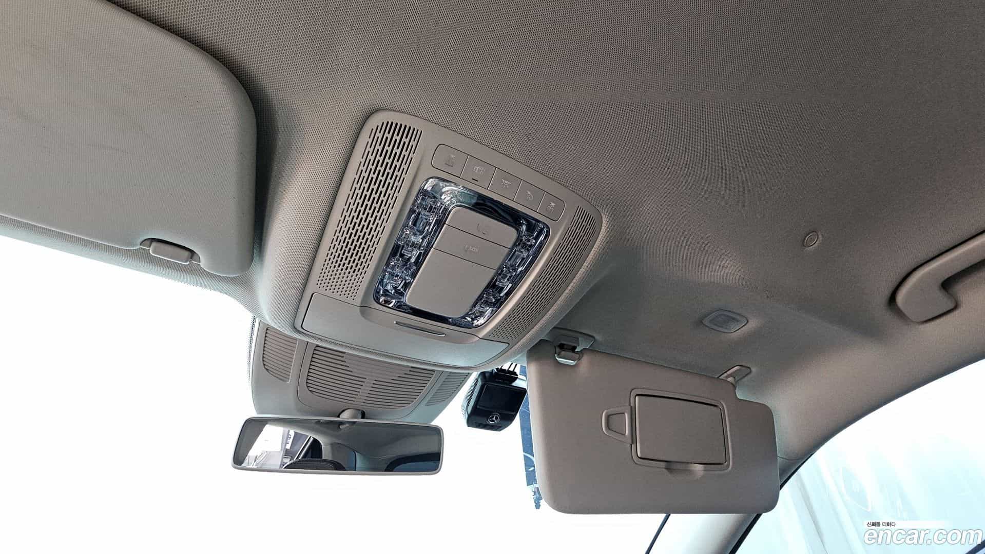 GLE-Class Mercedes-Benz 2019.11-OPTION-041