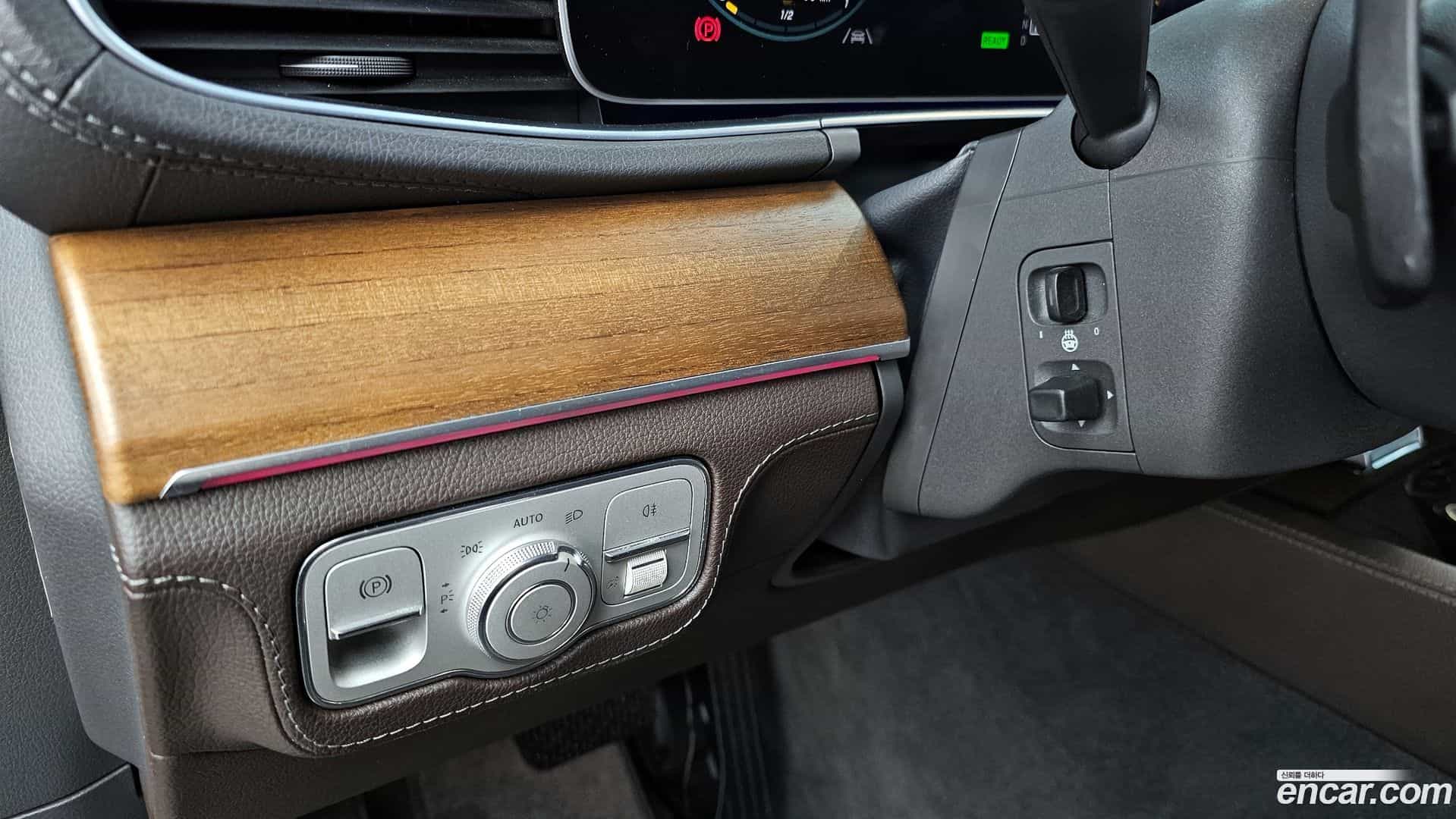 GLE-Class Mercedes-Benz 2019.11-OPTION-042