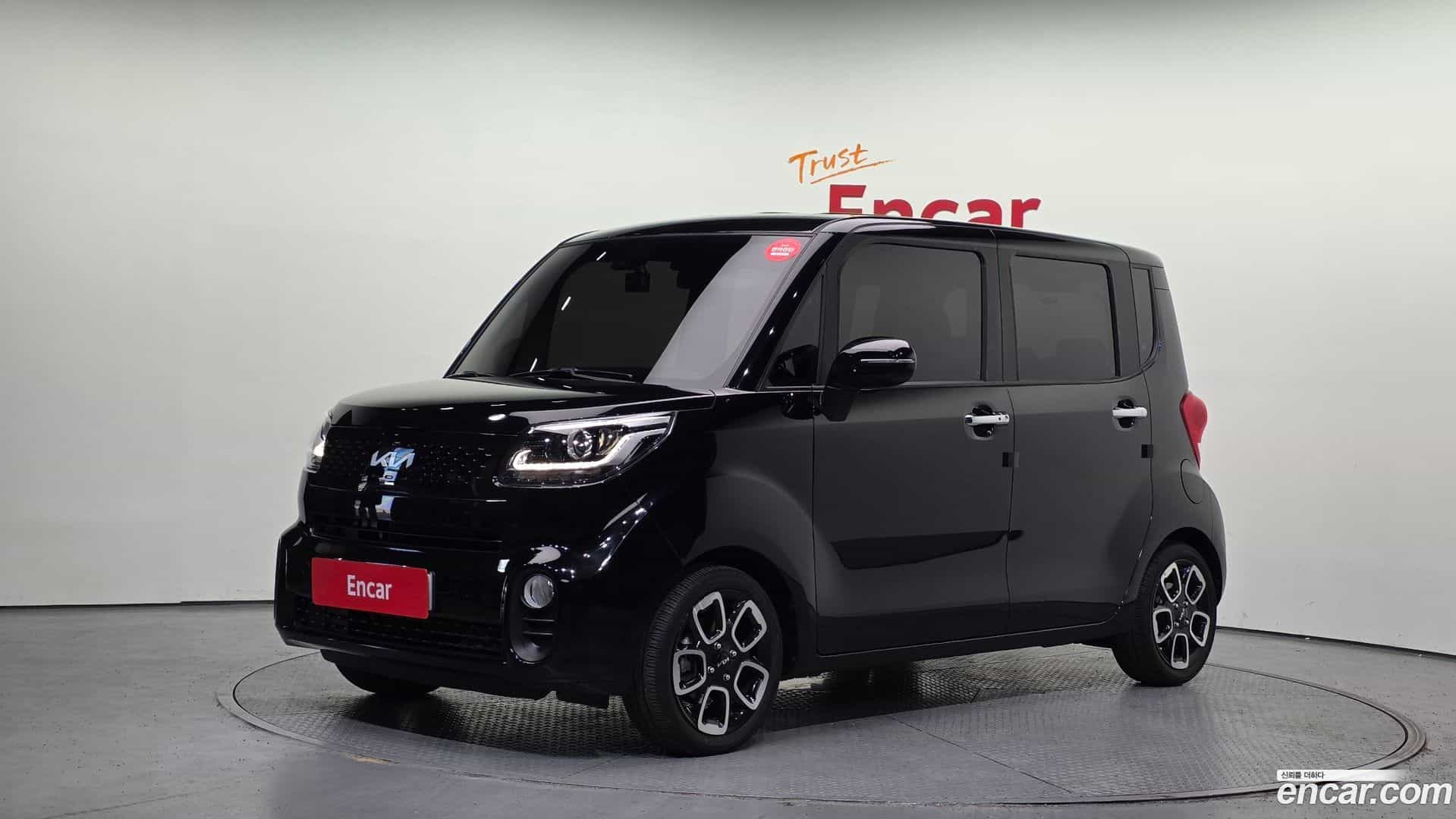 RAY Kia 2022.2-OUTER-001