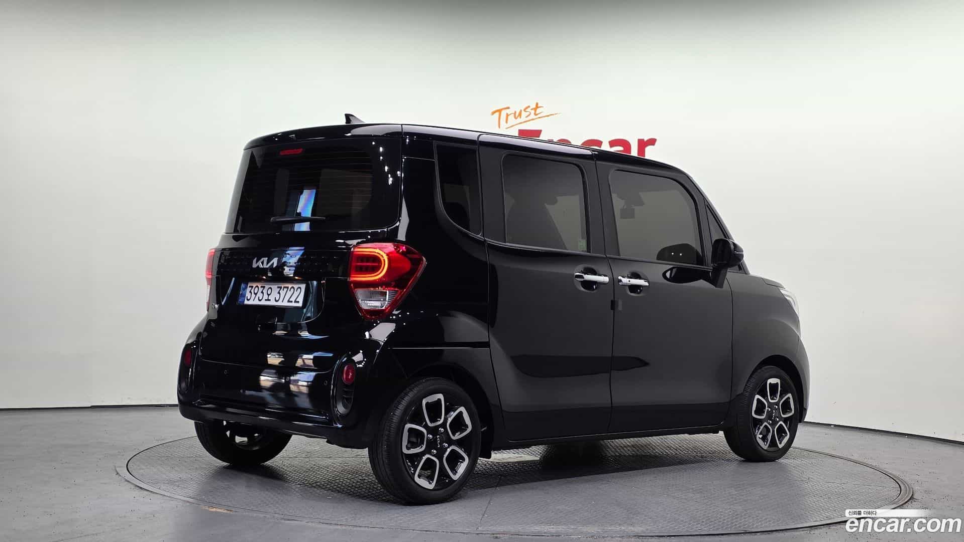 RAY Kia 2022.2-OUTER-002